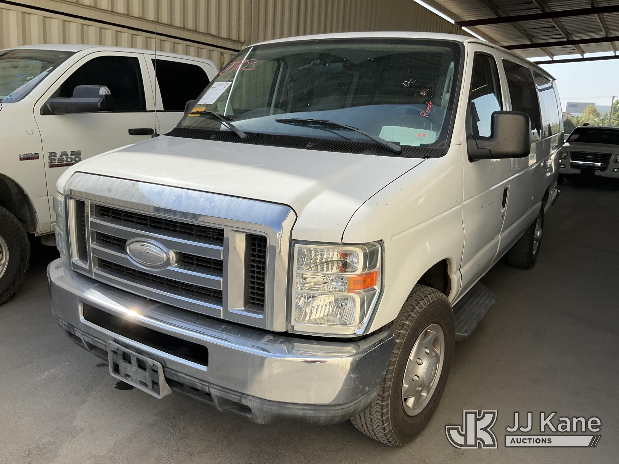 2014 Ford Econoline Passenger Van