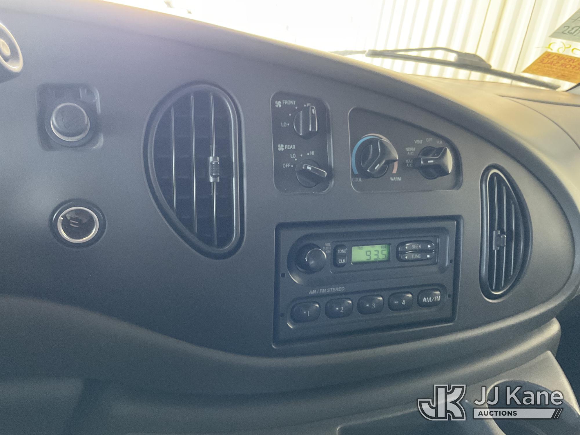 2005 Ford Econoline E-350 Extended