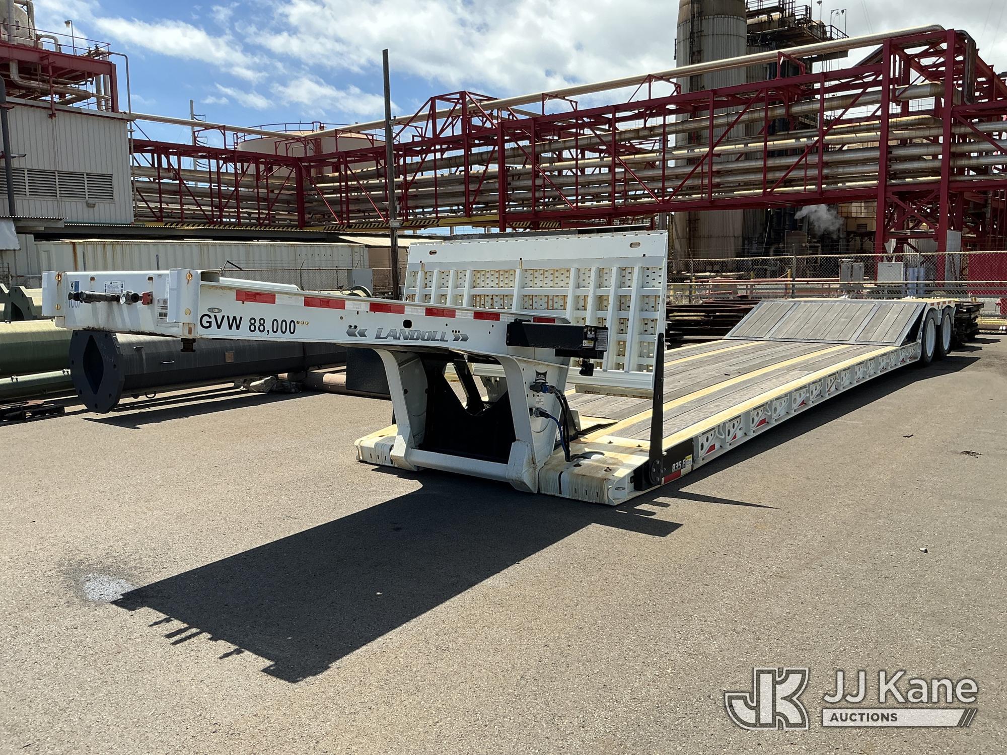 Photo of a 2019 Landoll 835E