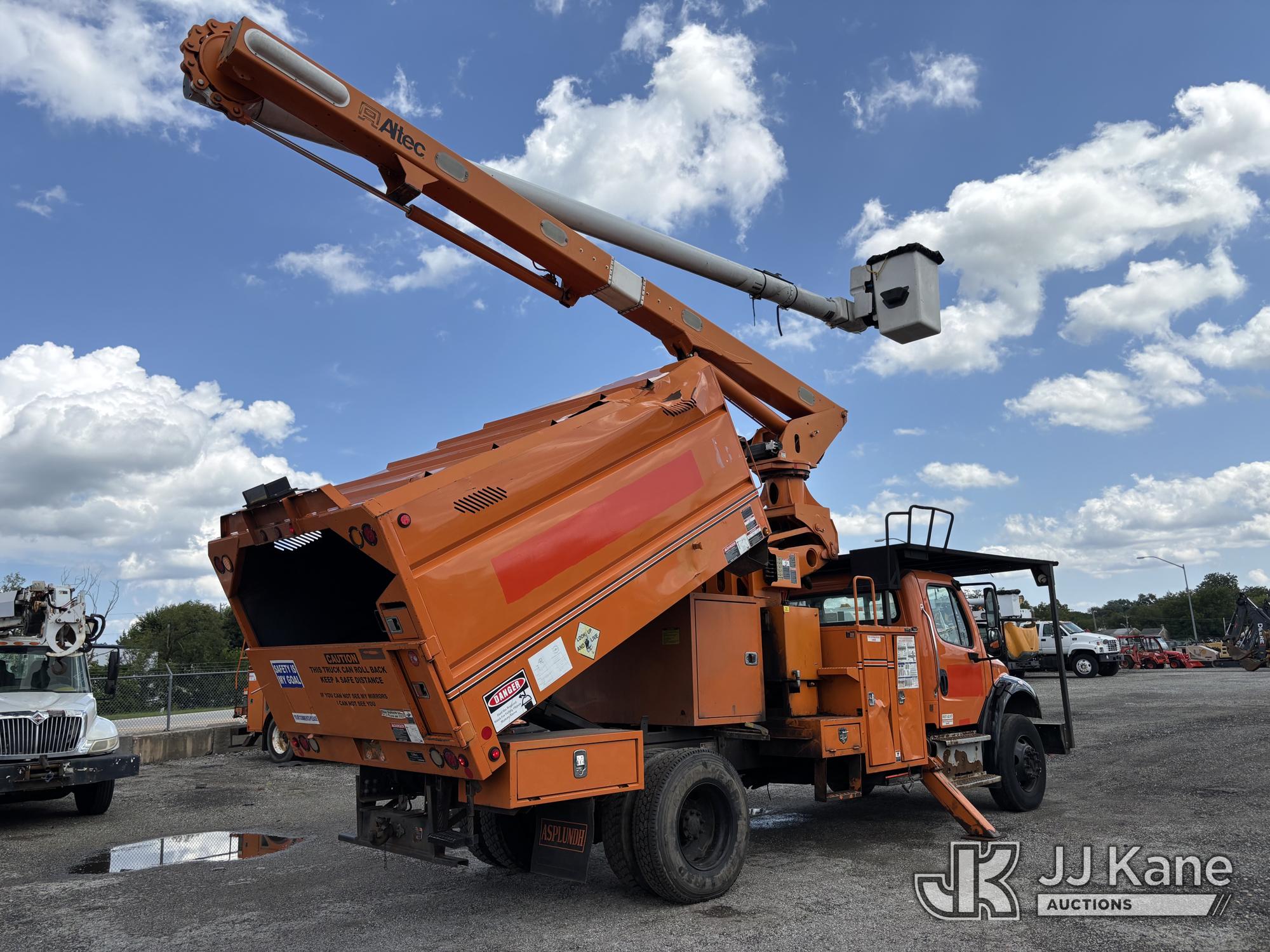 2016 Freightliner M2 106