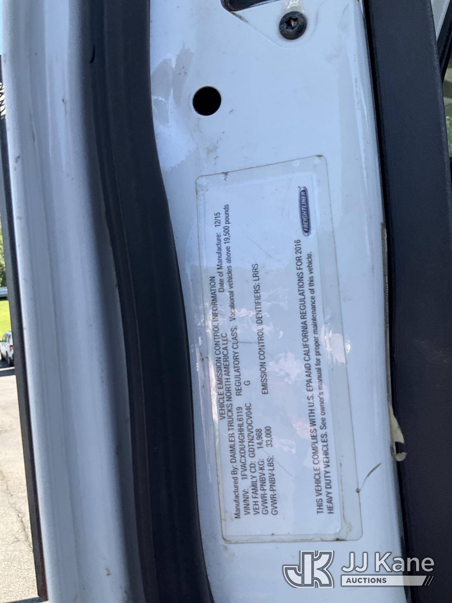 2016 Freightliner M2 106