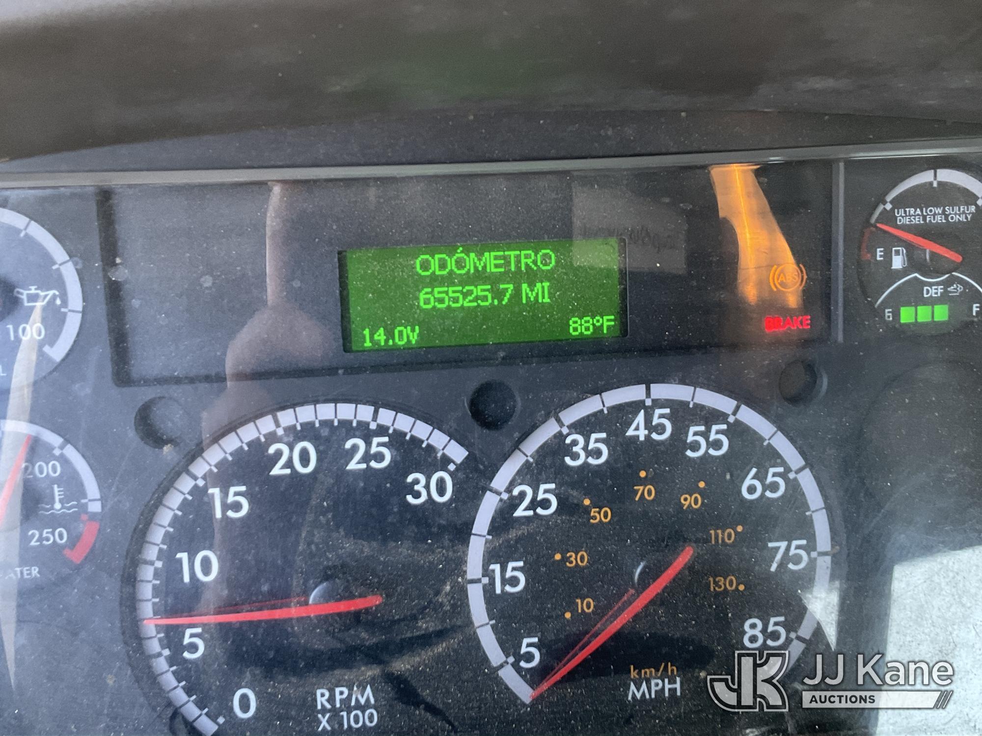 2016 Freightliner M2 106
