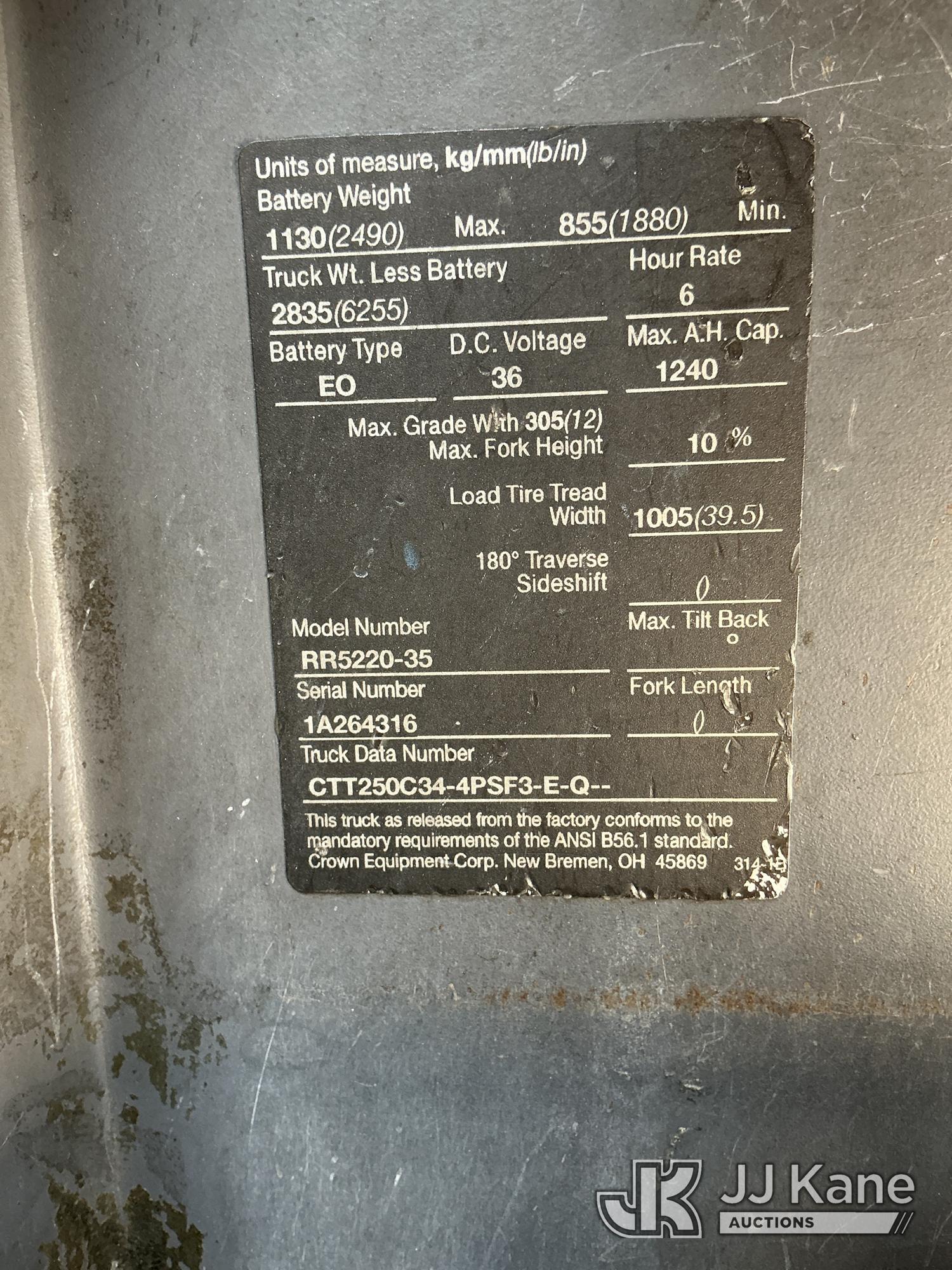 2010 Crown RR5220-35