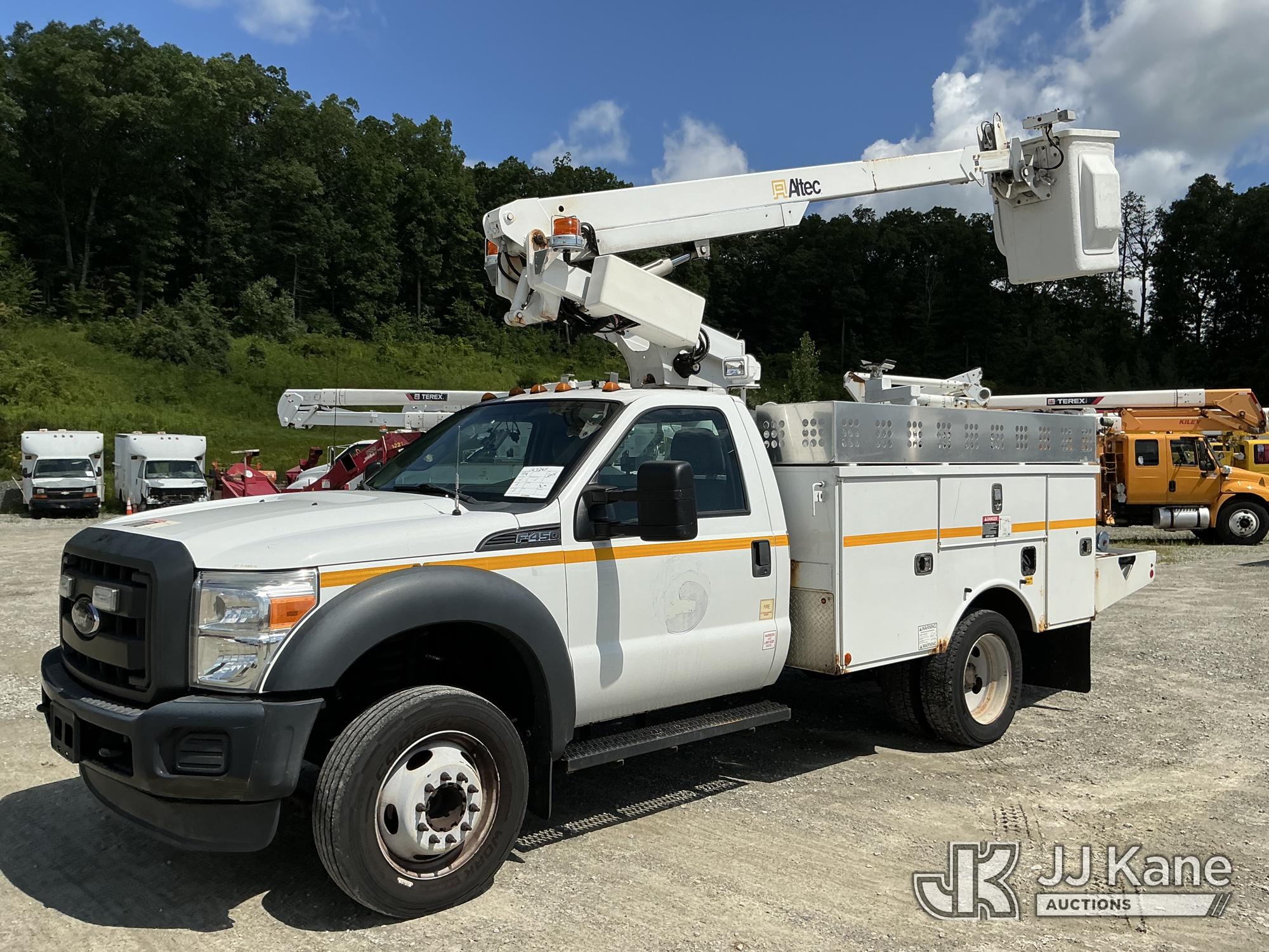 Altec AT200A, Telescopic Non-Insulated Bucket Truck mounted behind cab on 2015 Ford F-450 SD Service Truck, Municipal Unit