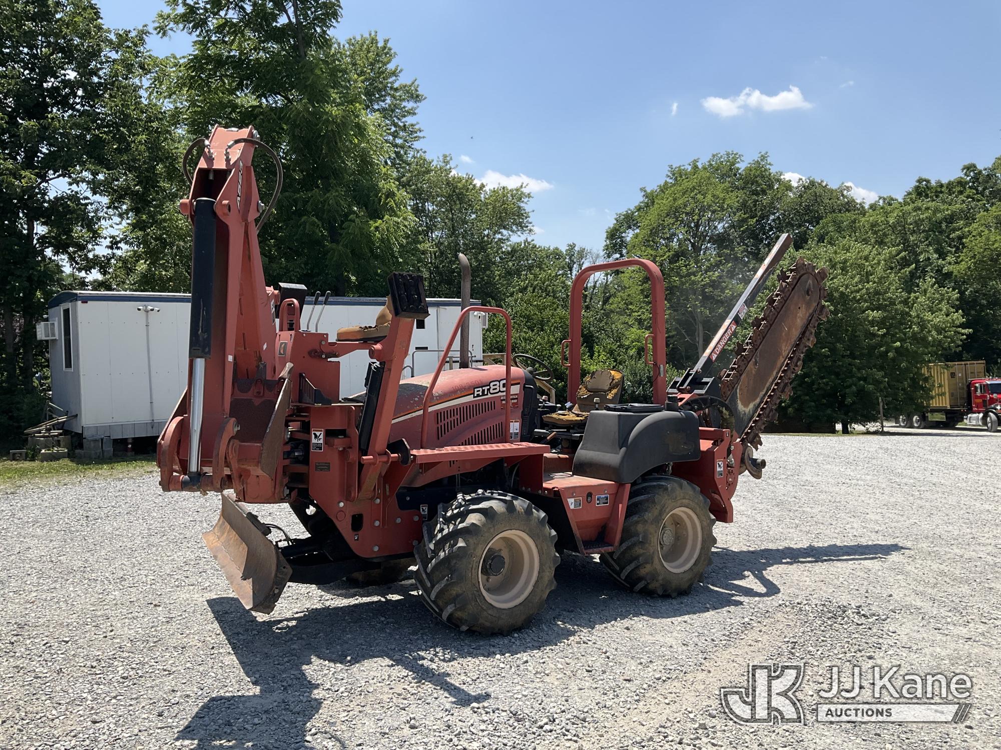 Photo of a 2013 Ditch Witch RT80