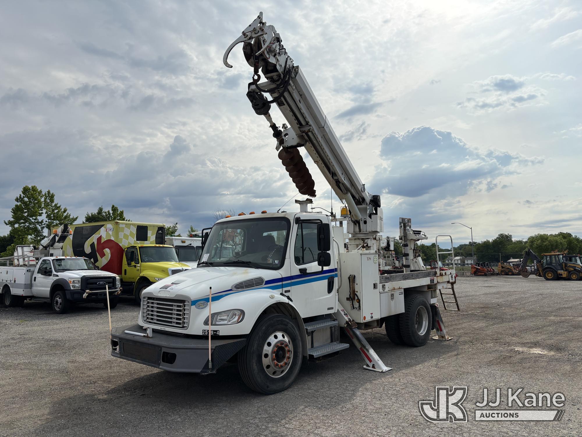 Photo of a 2008 Freightliner M2 106