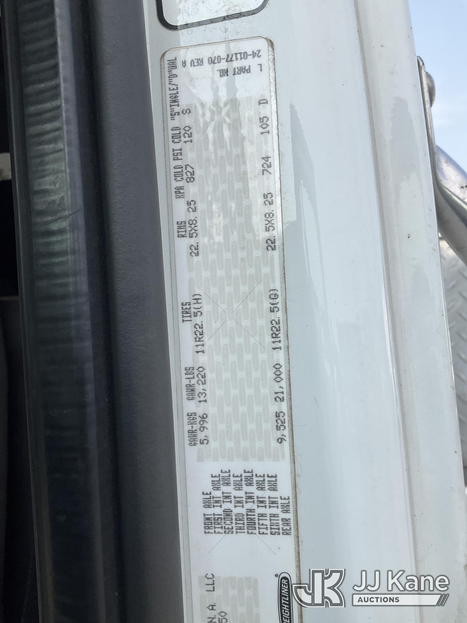 2014 Freightliner M2 106