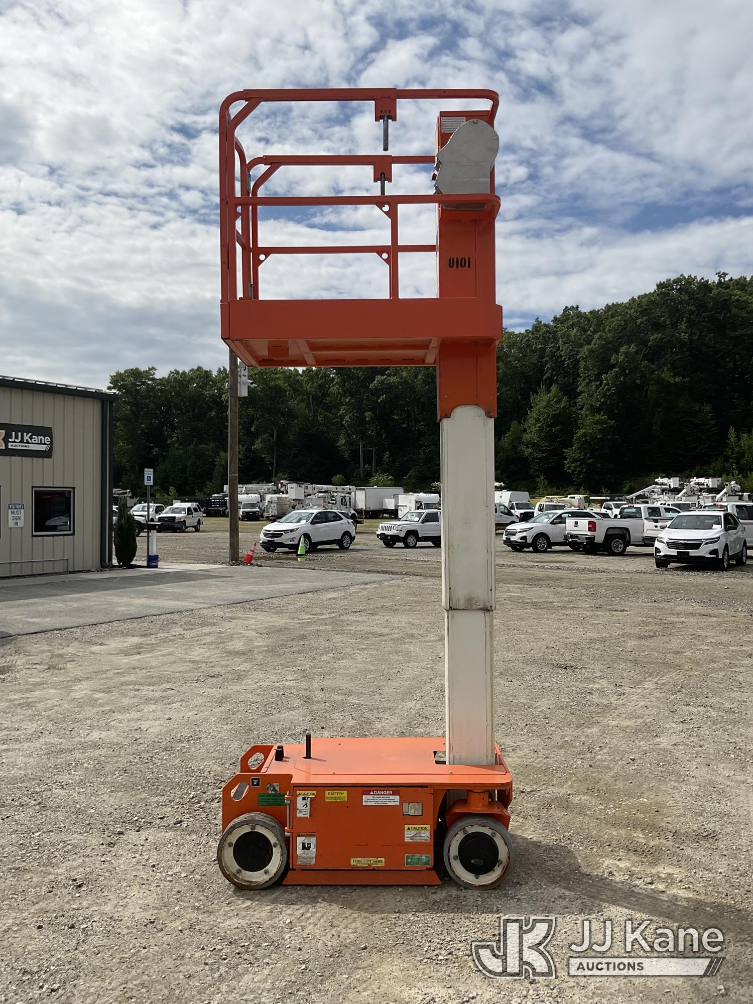 2018 Snorkel Lift TM12E Self-Propelled Manlift