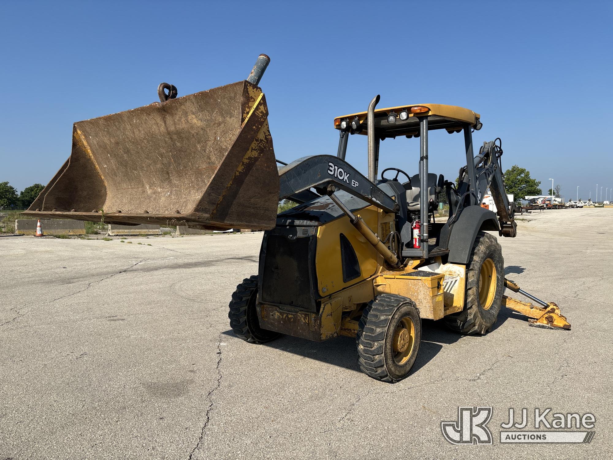 Photo of a 2020 John Deere 310EK