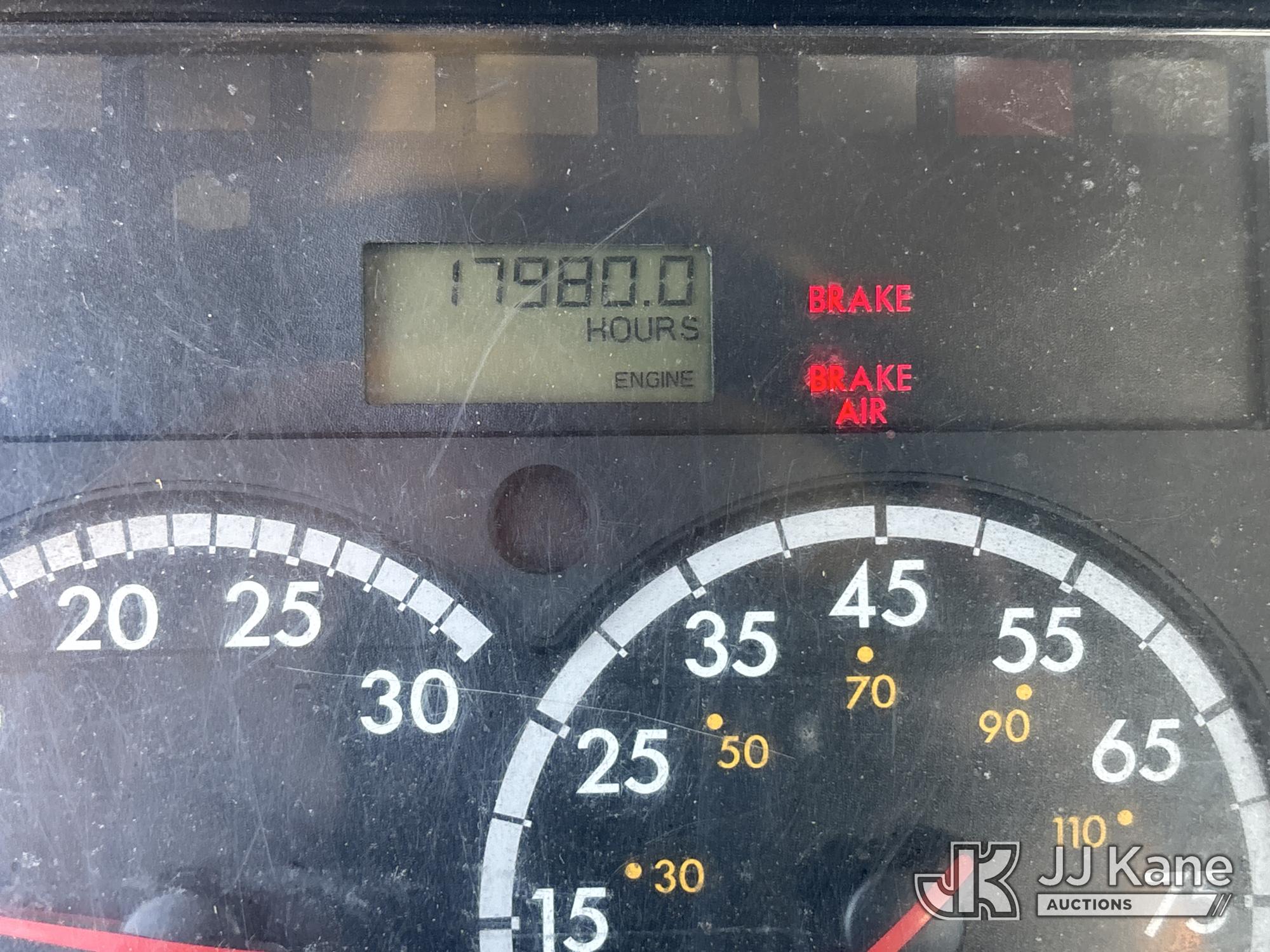 2012 Freightliner M2 106