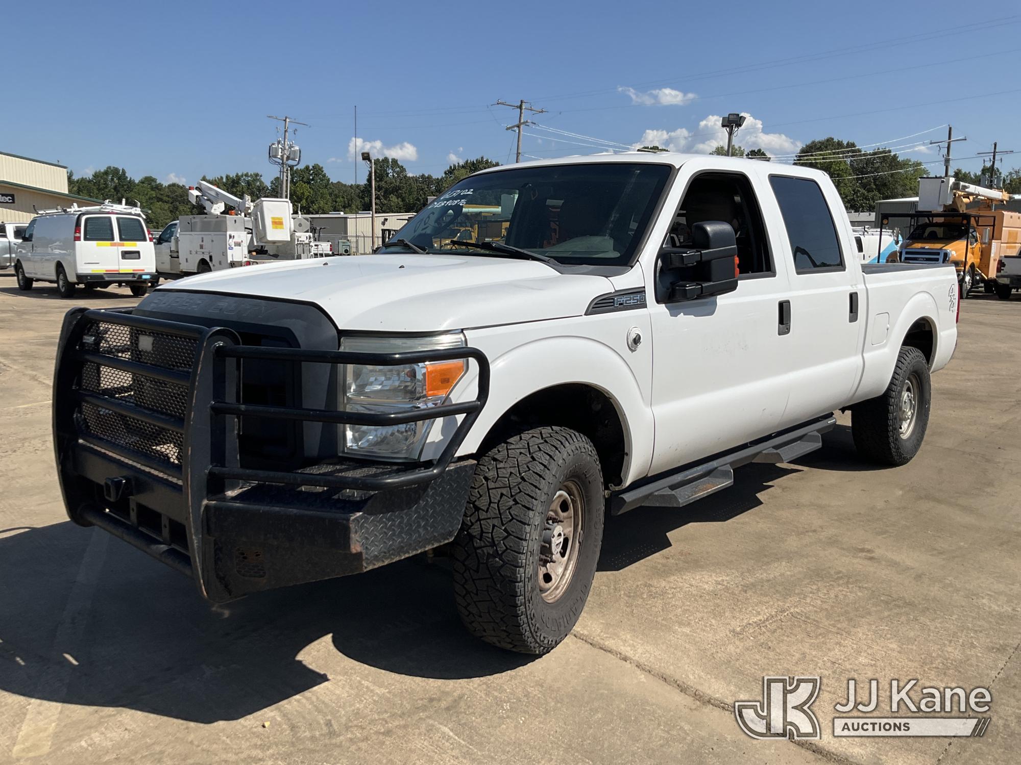 2013 Ford F-250 SD Crew-Cab Pickup Truck