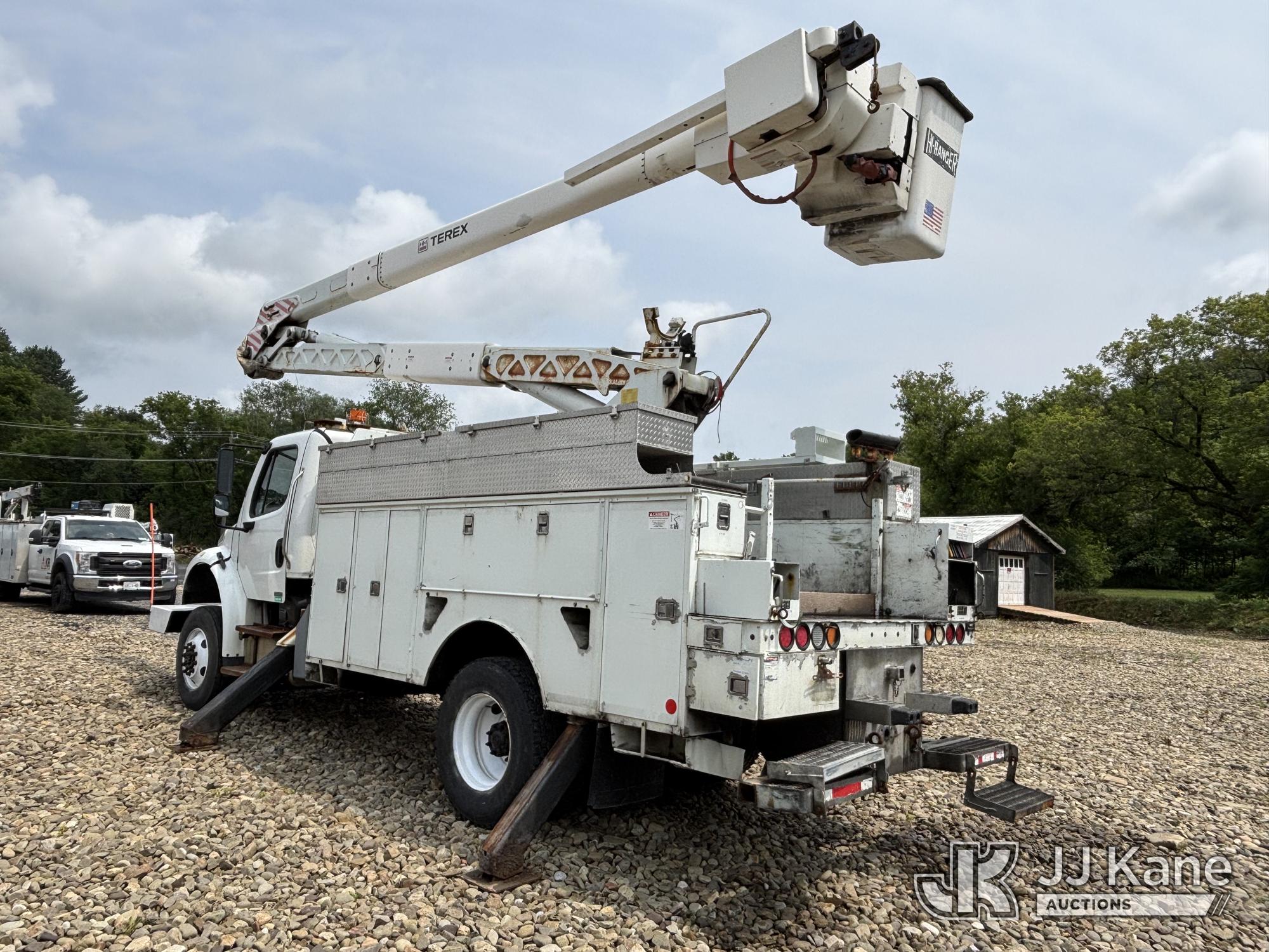 2010 Freightliner M2 106