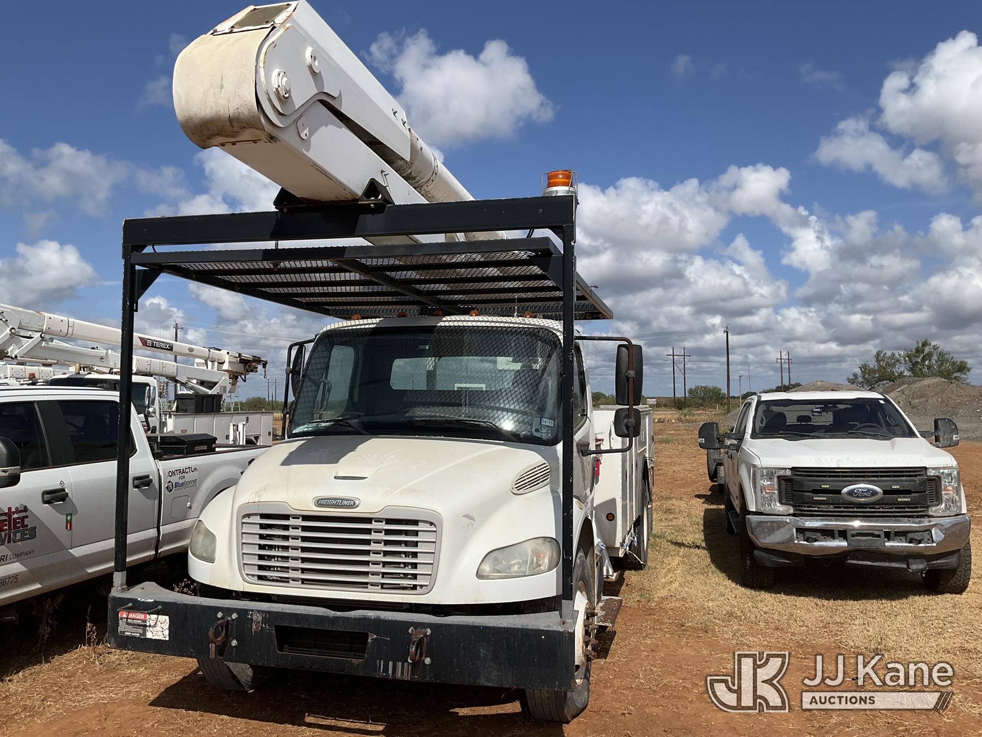 2013 Freightliner M2 106