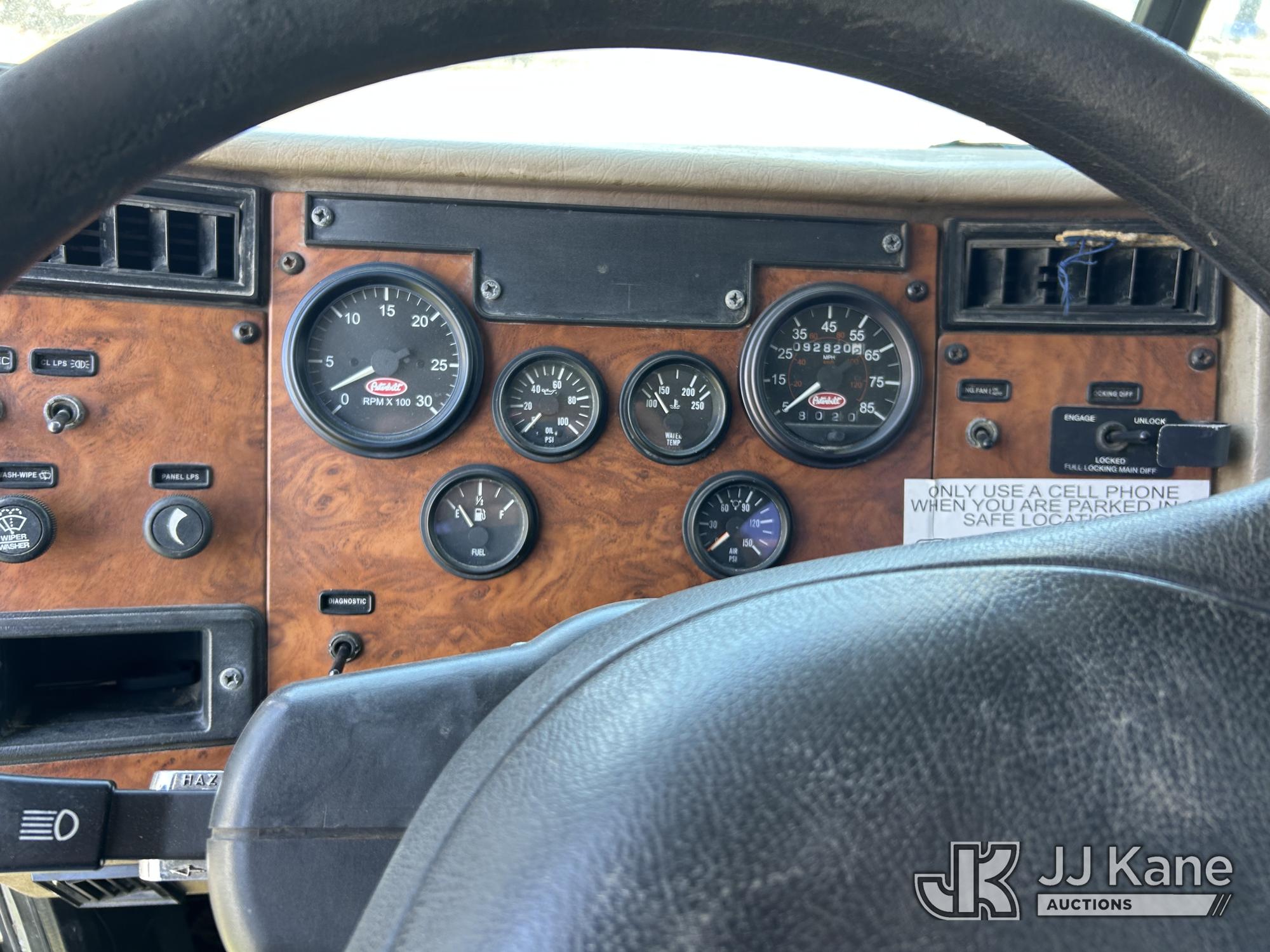 2007 Peterbilt 335