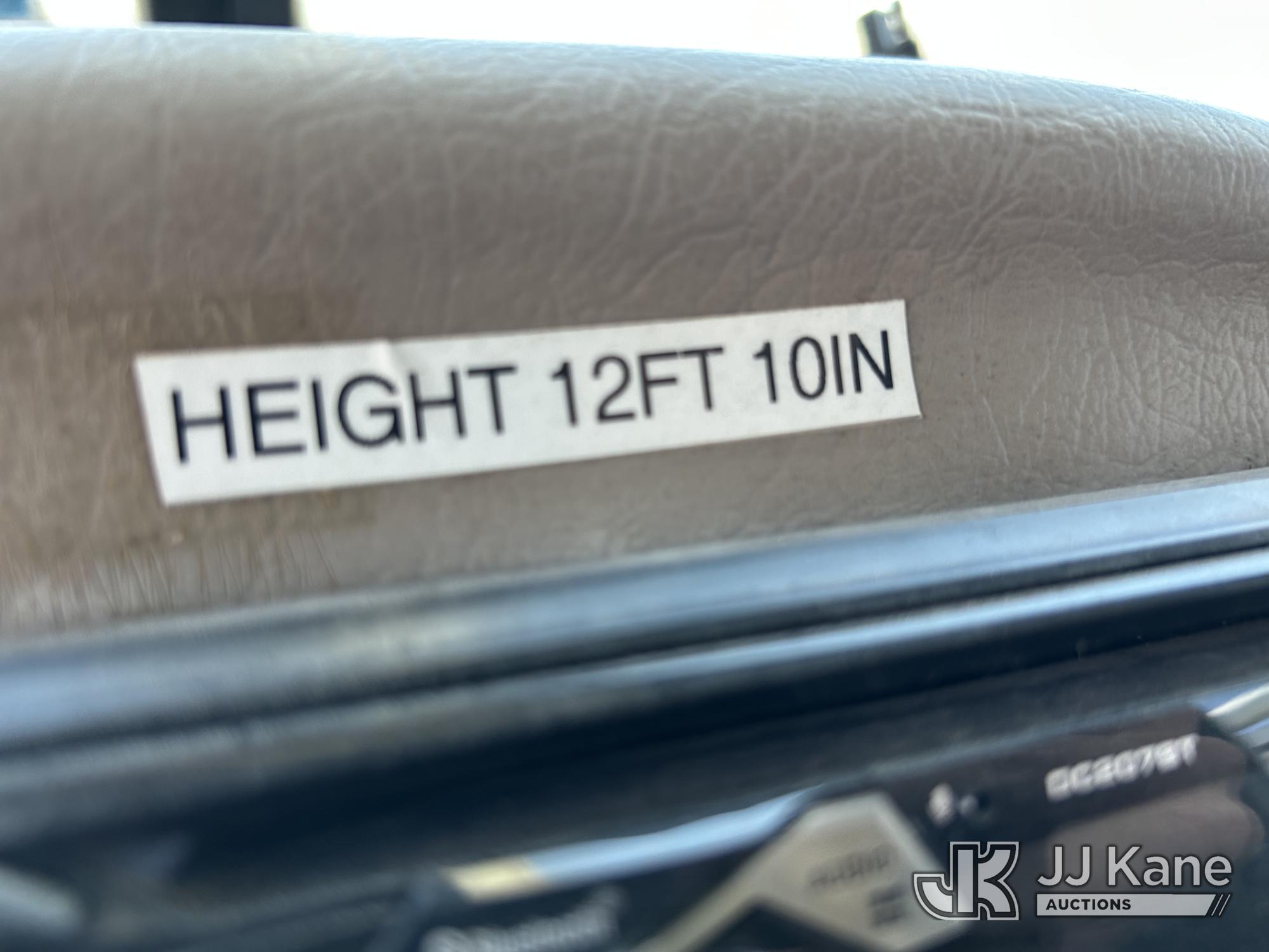 2007 Peterbilt 335