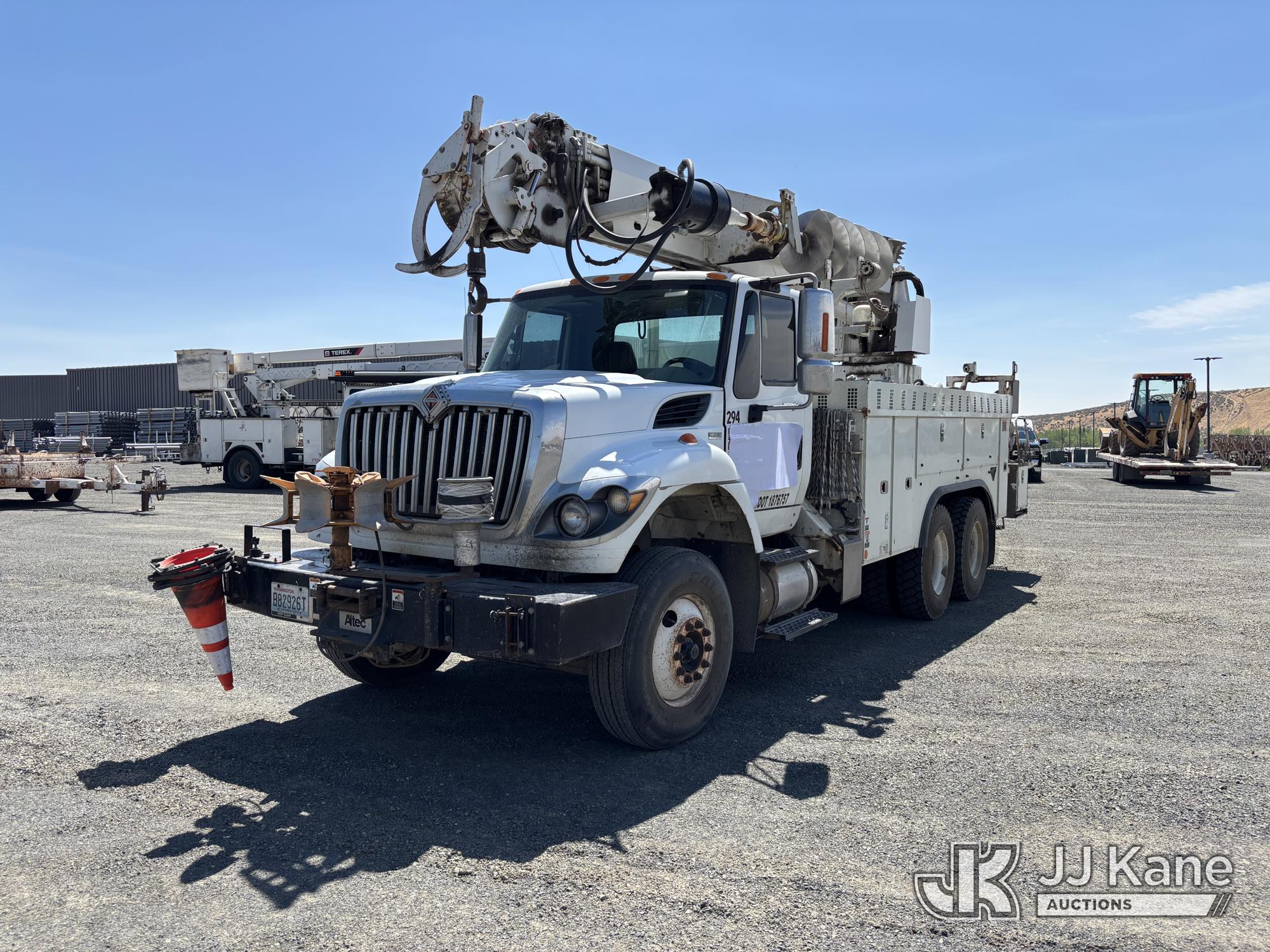 Photo of a 2012 International 7500