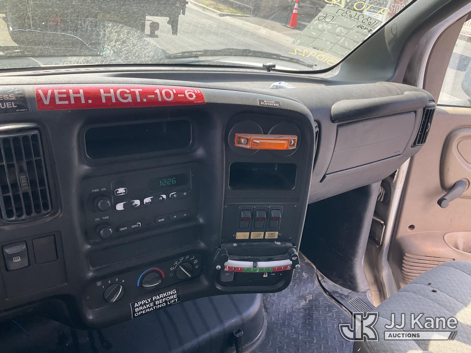 2005 Chevrolet C4C042