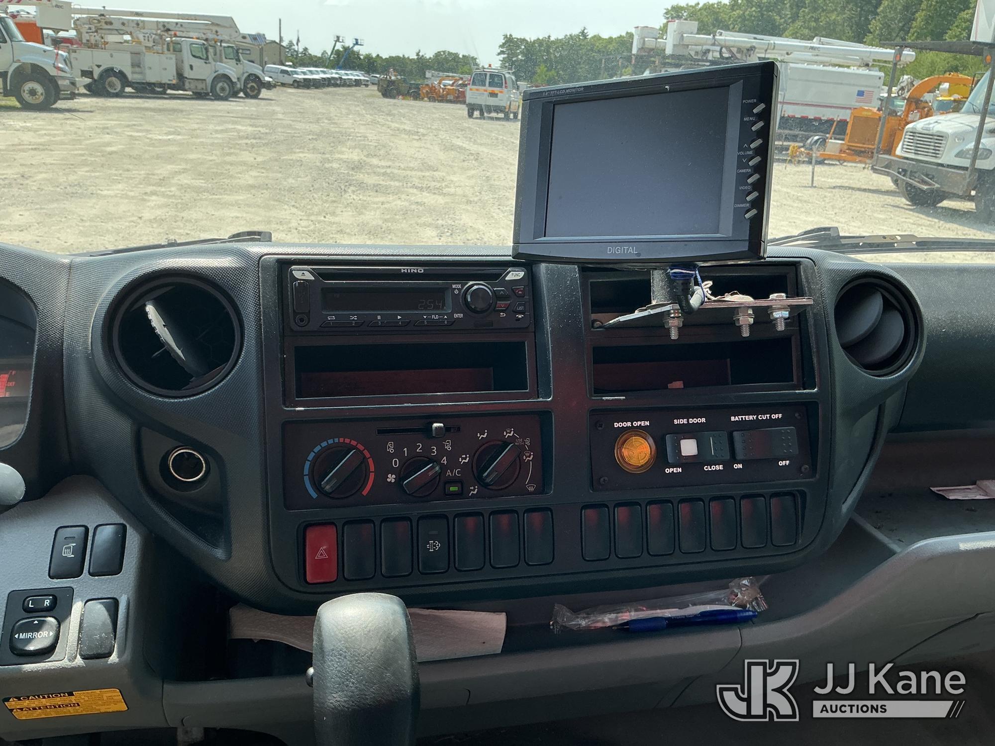 2018 Hino 195
