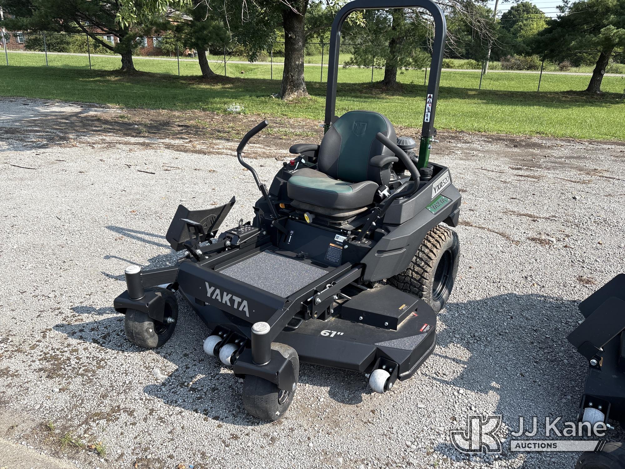 Yakta YXR320 Zero Turn Riding Mower