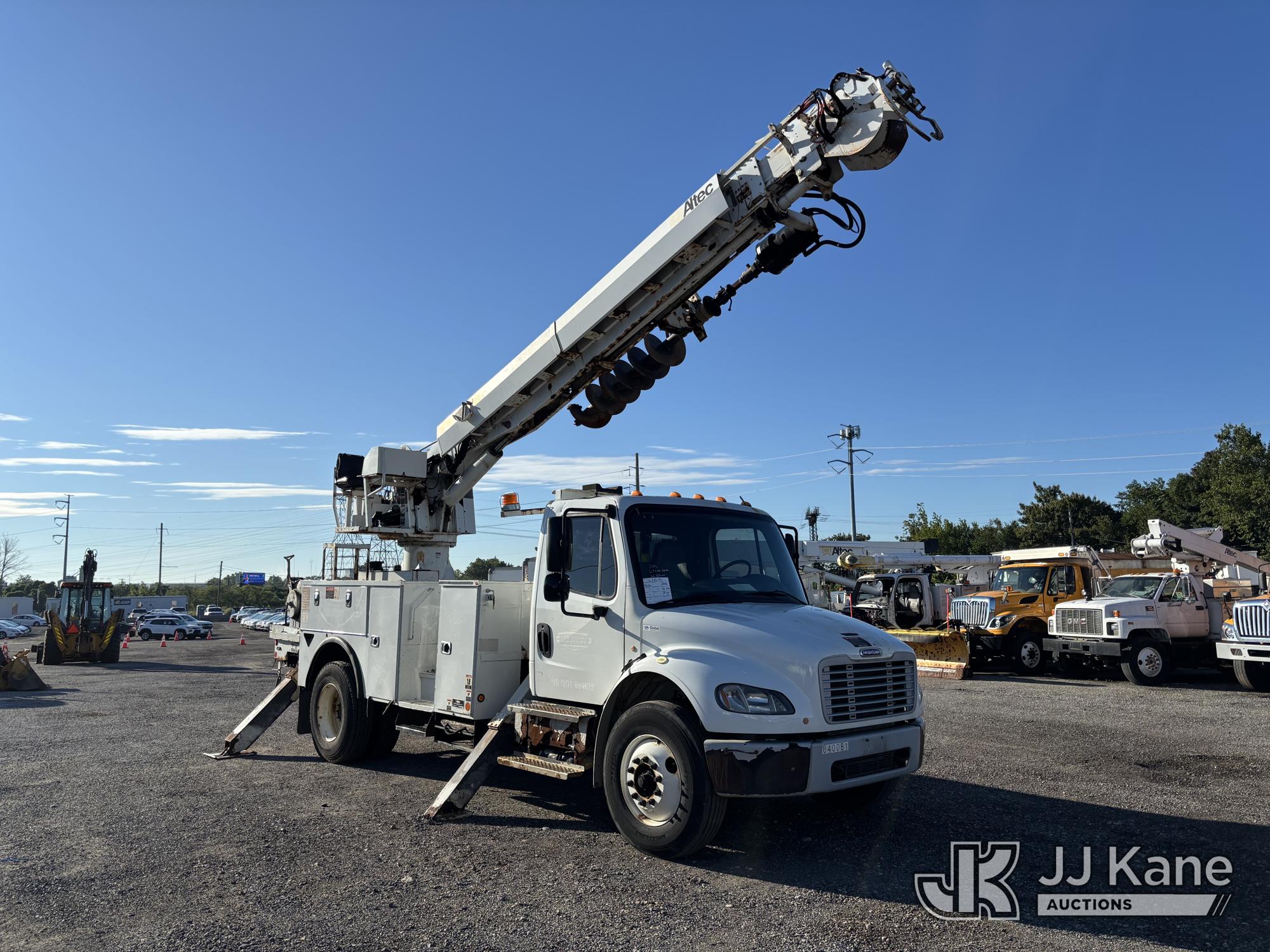 2016 Freightliner M2 106