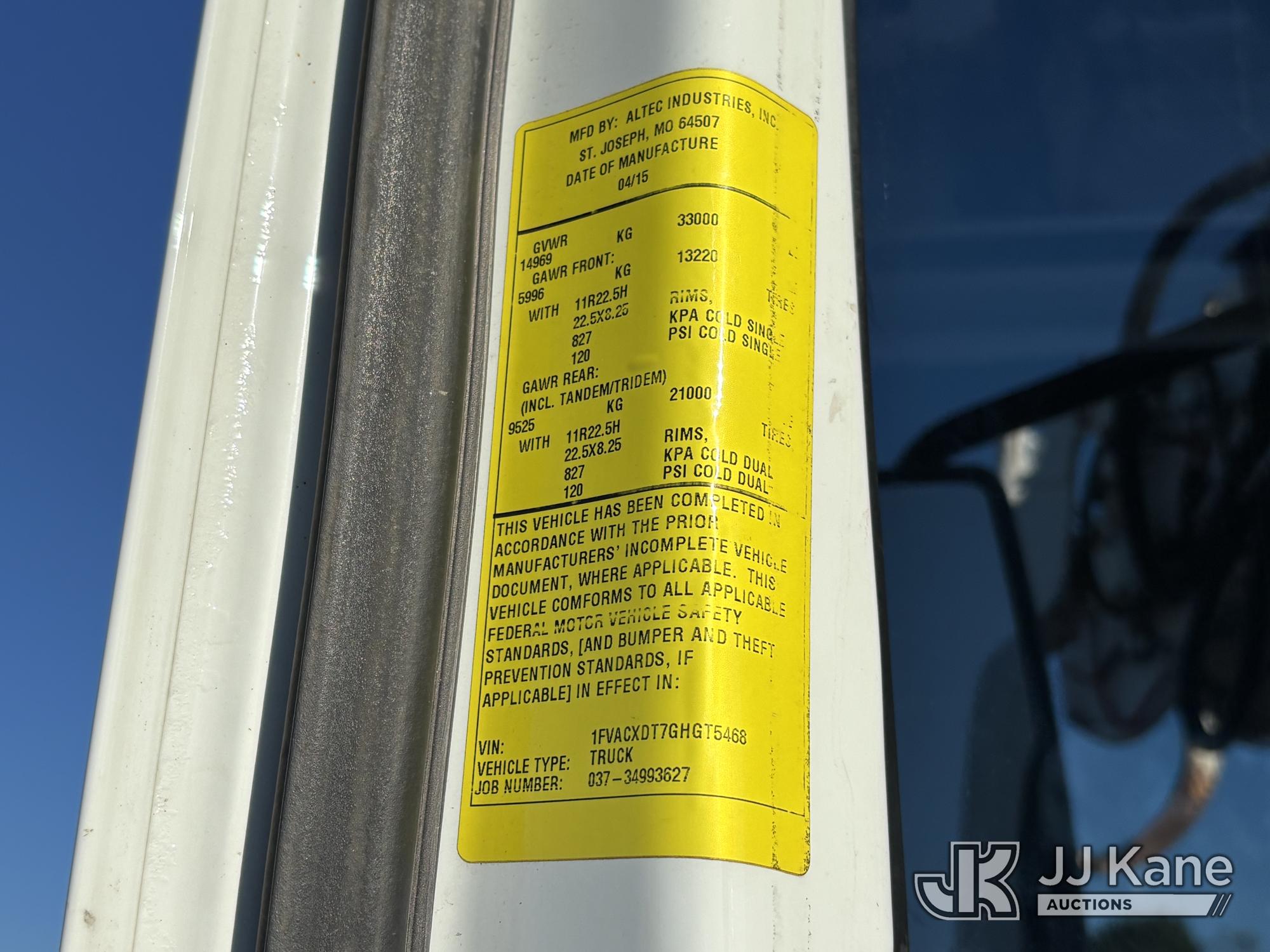 2016 Freightliner M2 106