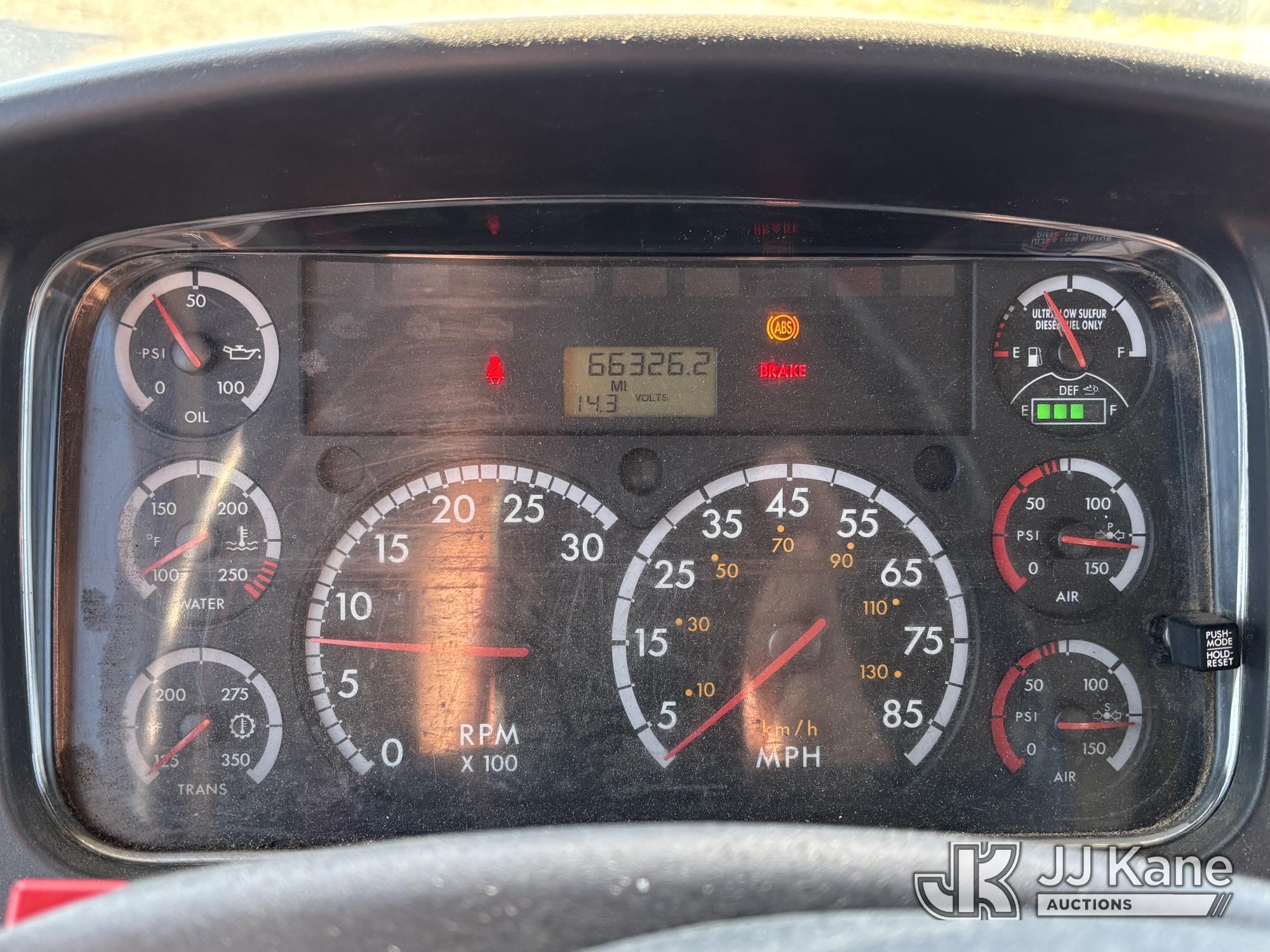 2016 Freightliner M2 106