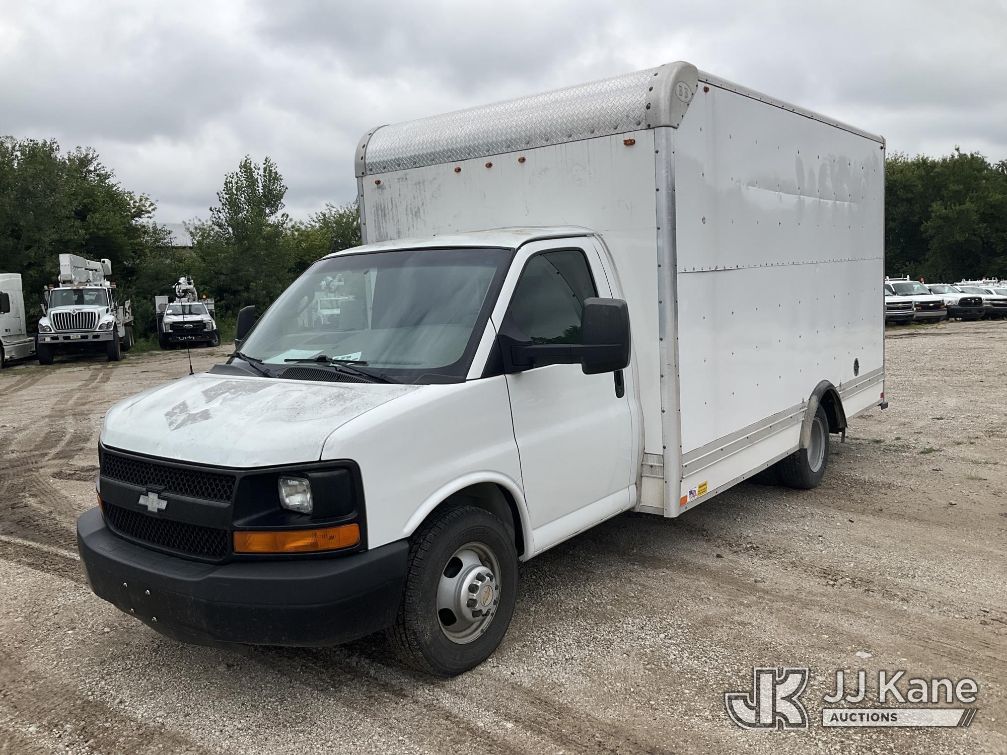 Photo of a 2016 Chevrolet Express G3500