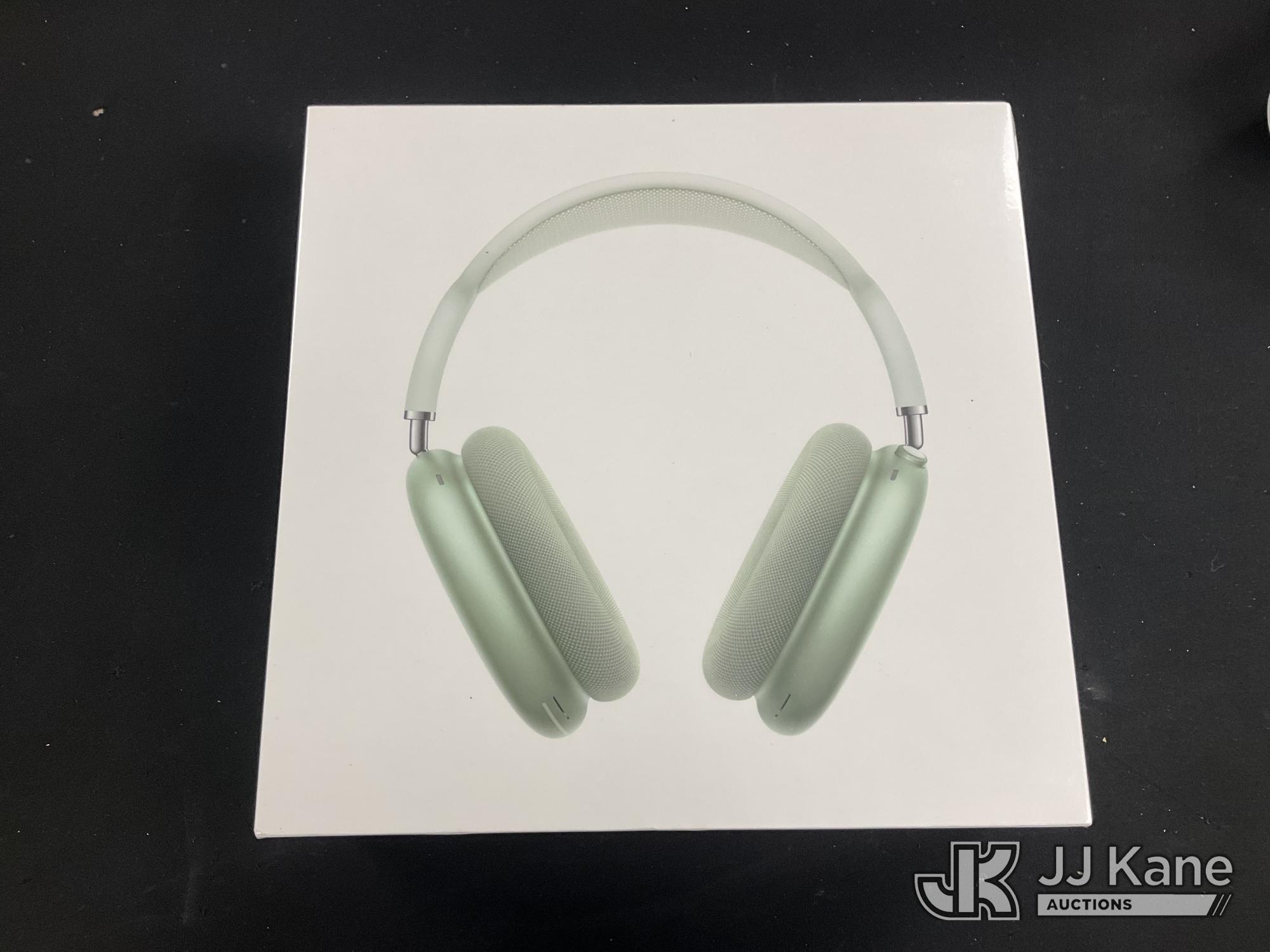 AirPods Max (Sealed In Box ) NOTE: This unit is being sold AS IS/WHERE IS via Timed Auction and is located in Jurupa Valley