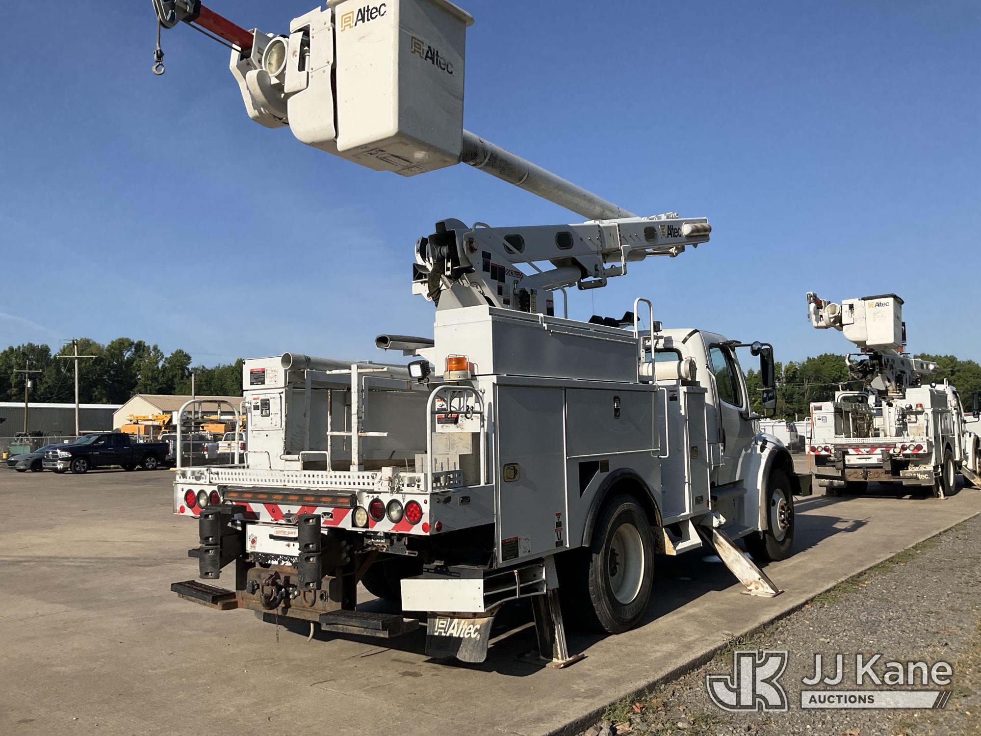 2019 Freightliner M2