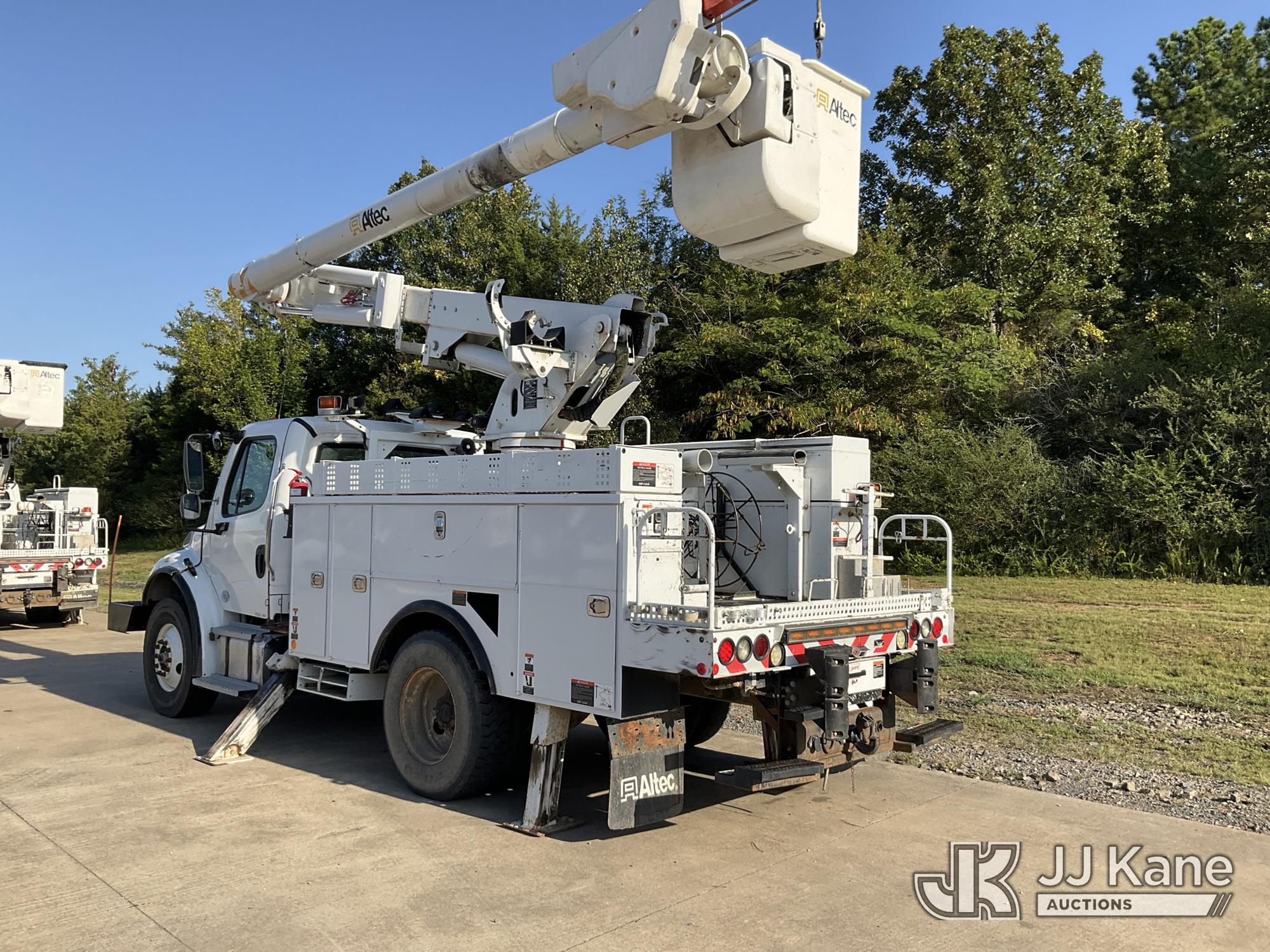 2019 Freightliner M2