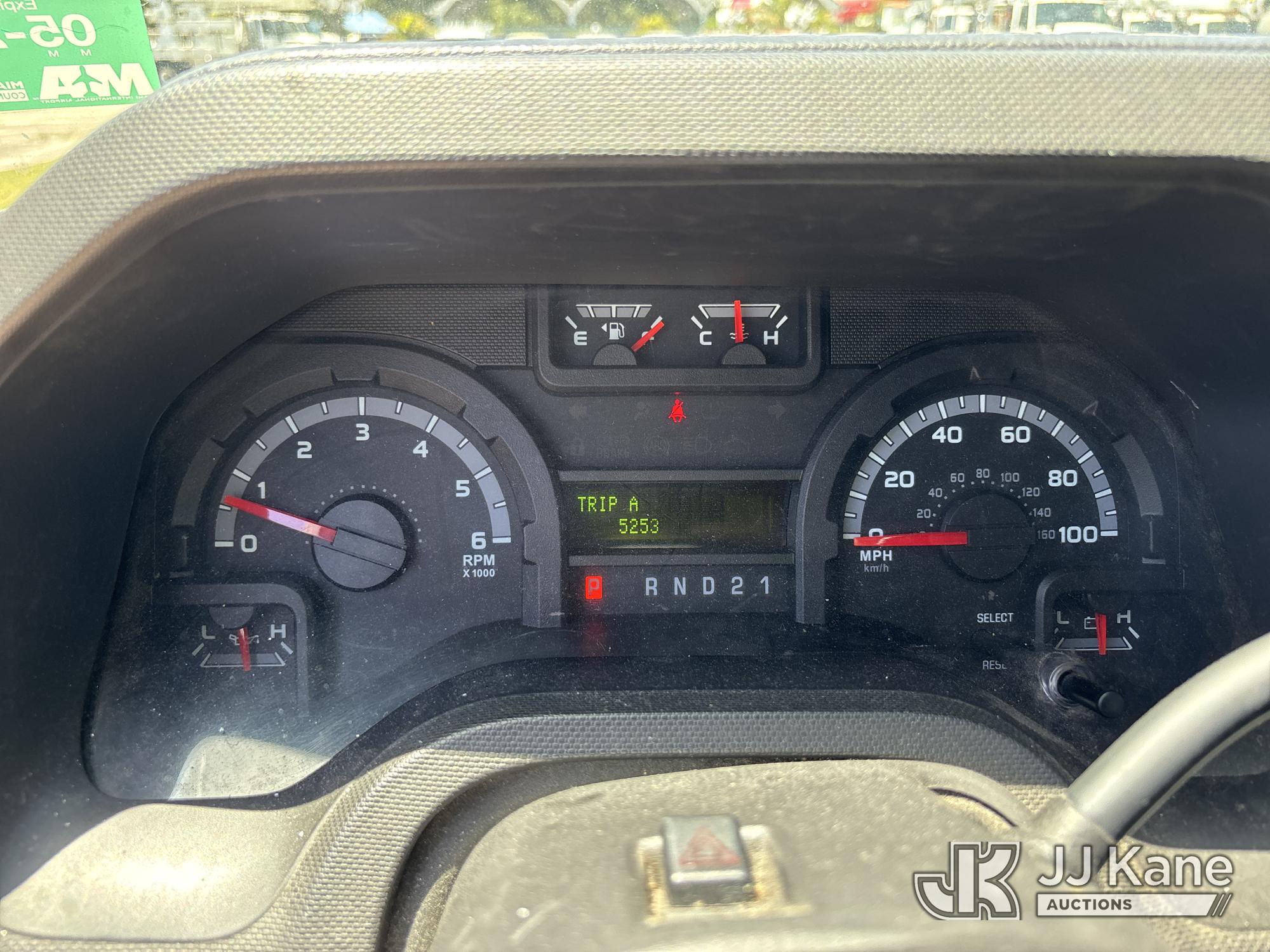 2013 Ford E350