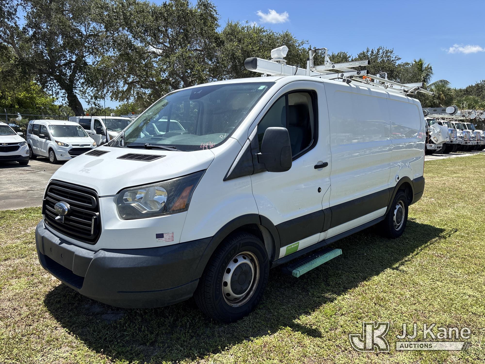 Photo of 2019 Ford Transit-250