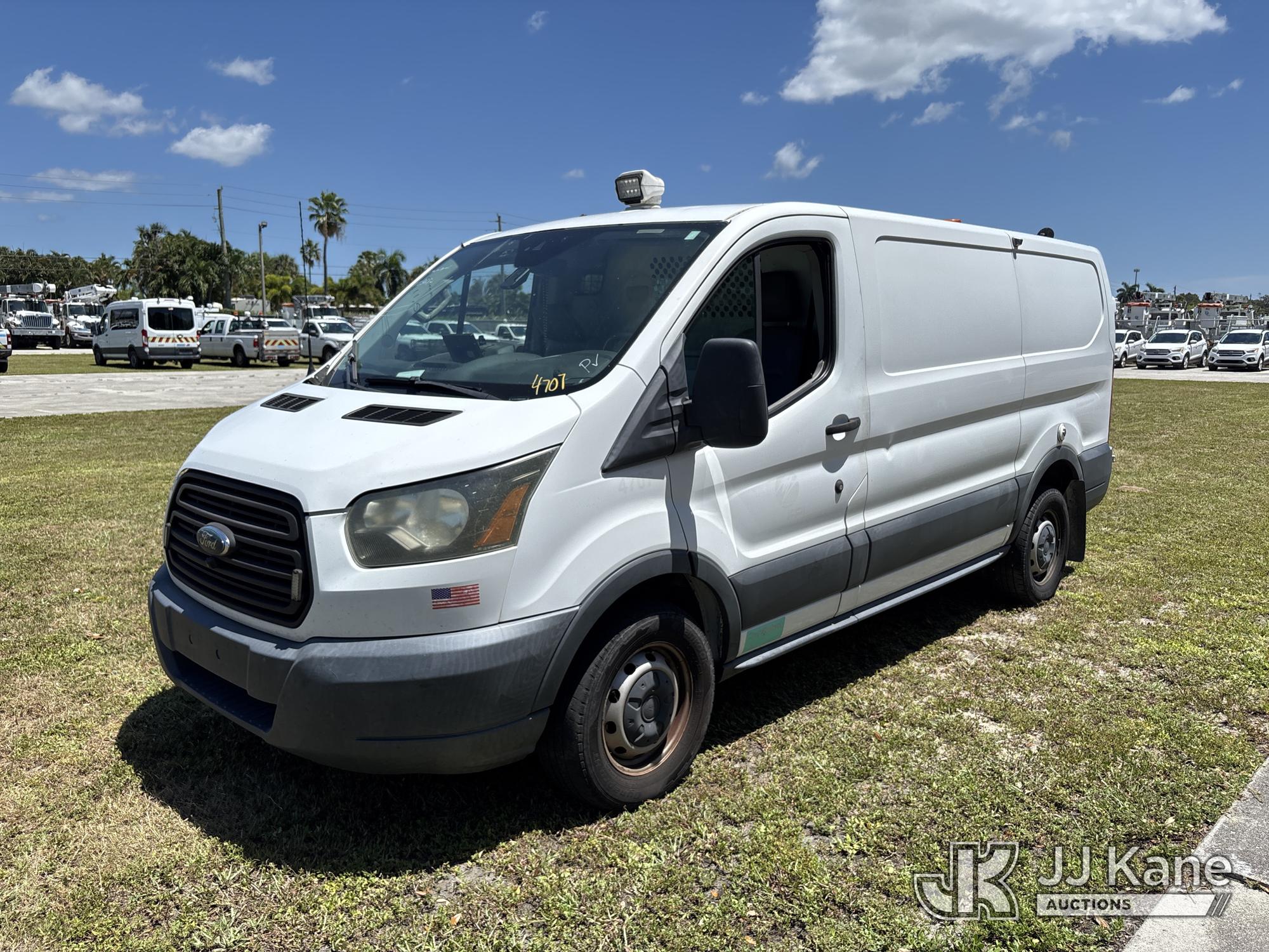 Photo of 2016 Ford Transit-250