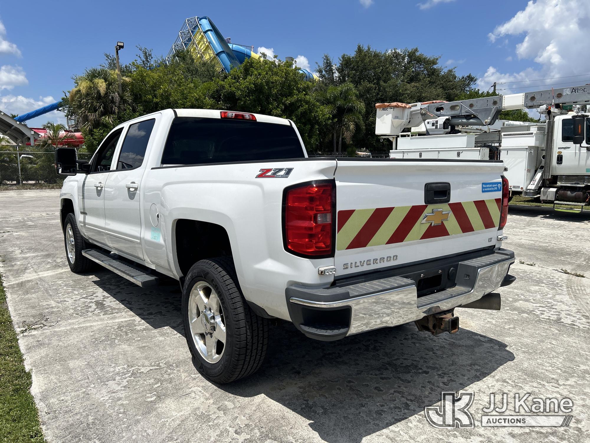 2015 Chevrolet SILVERADO 2500HD 4X4