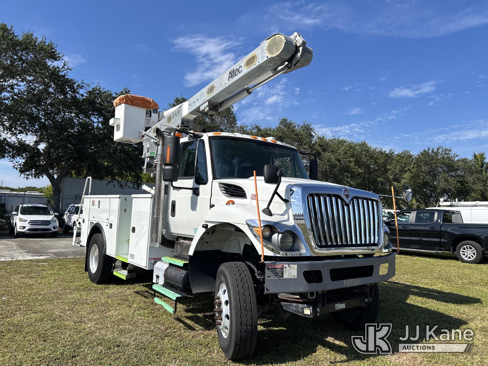 2014 International 7300 4x4