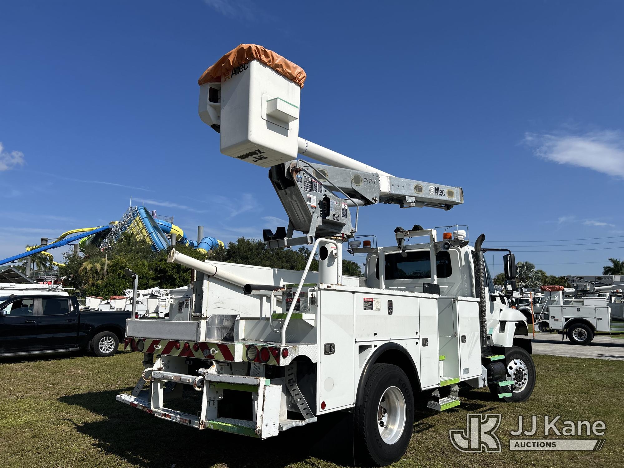 2014 International 7300 4x4