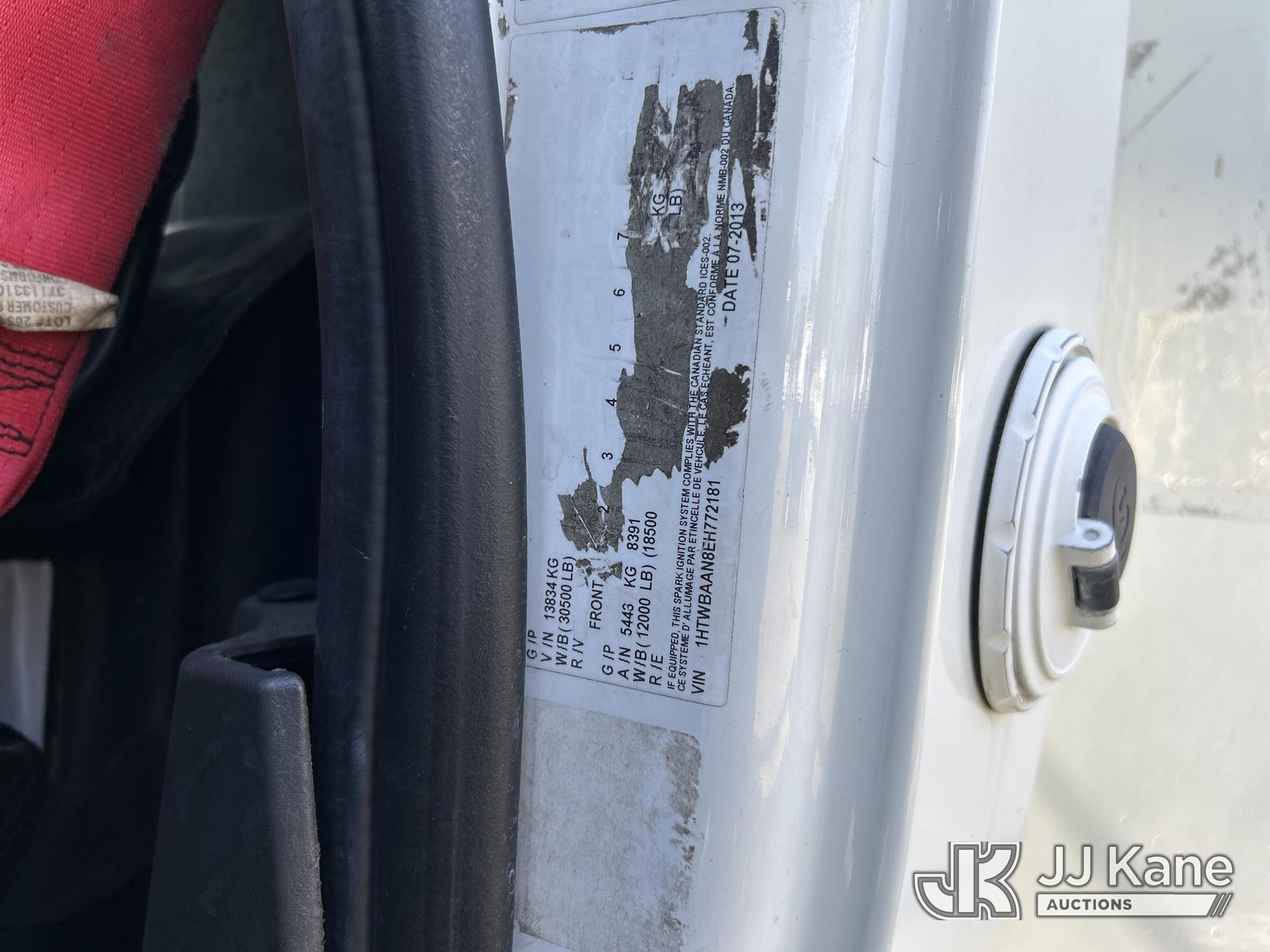 2014 International 7300 4x4