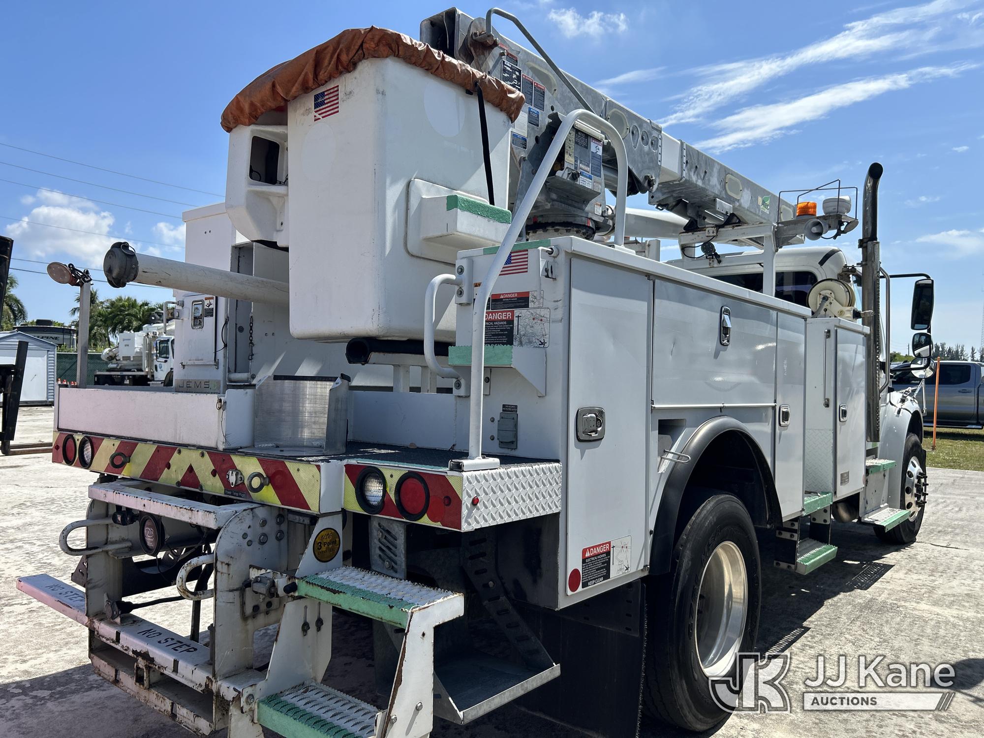 2017 Freightliner M2 106