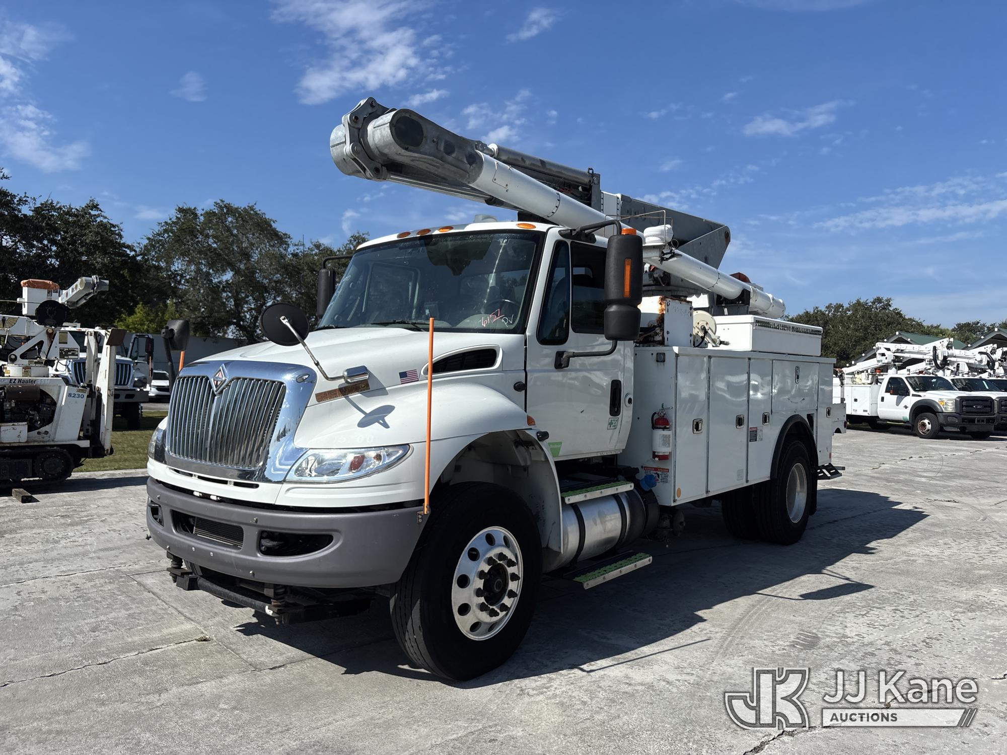 Photo of 2015 International DuraStar 4300