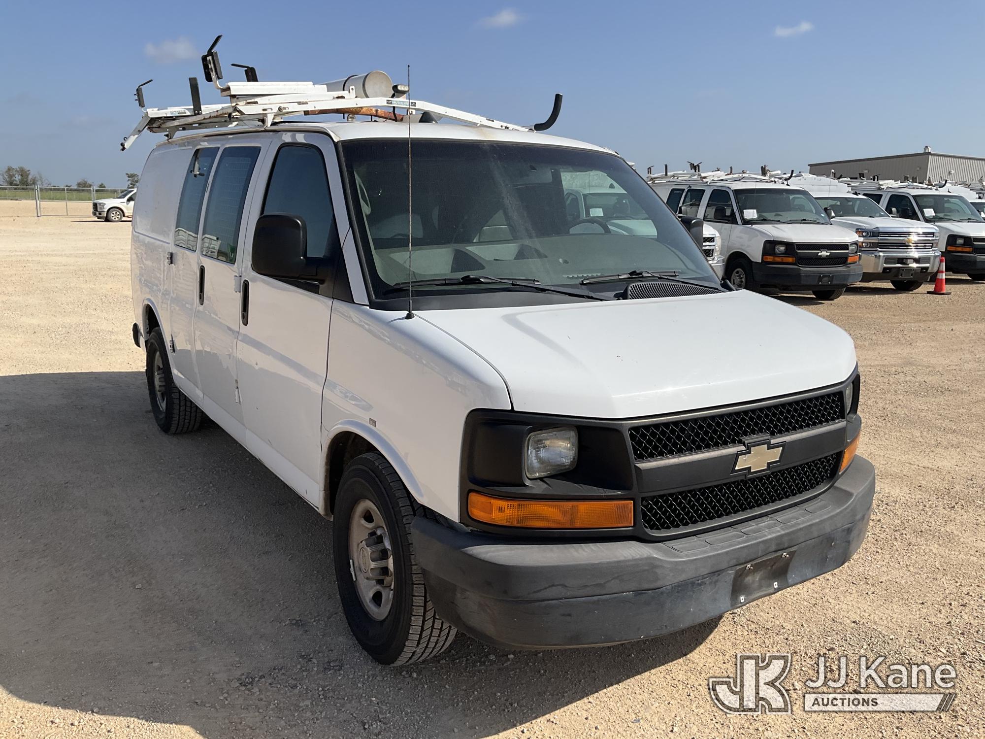 2013 Chevrolet EXPRESS 2500