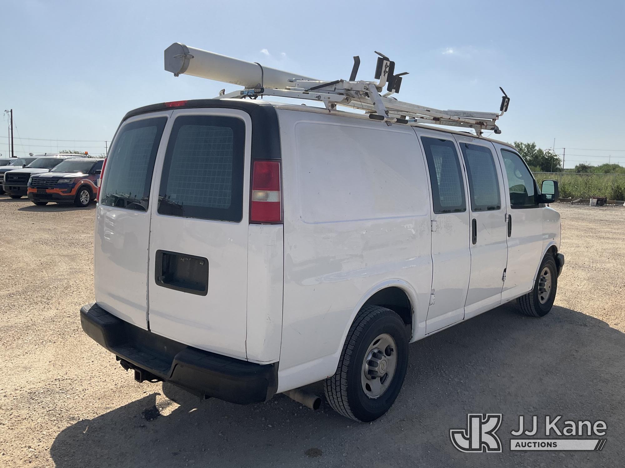 2013 Chevrolet EXPRESS 2500