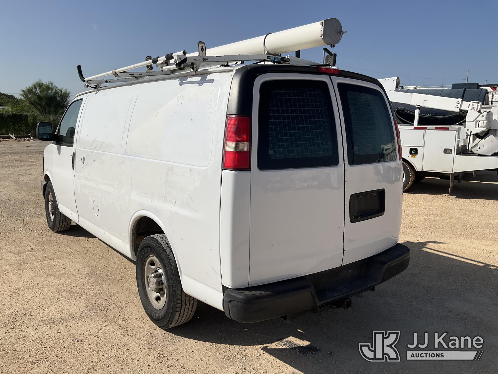 2013 Chevrolet EXPRESS 2500