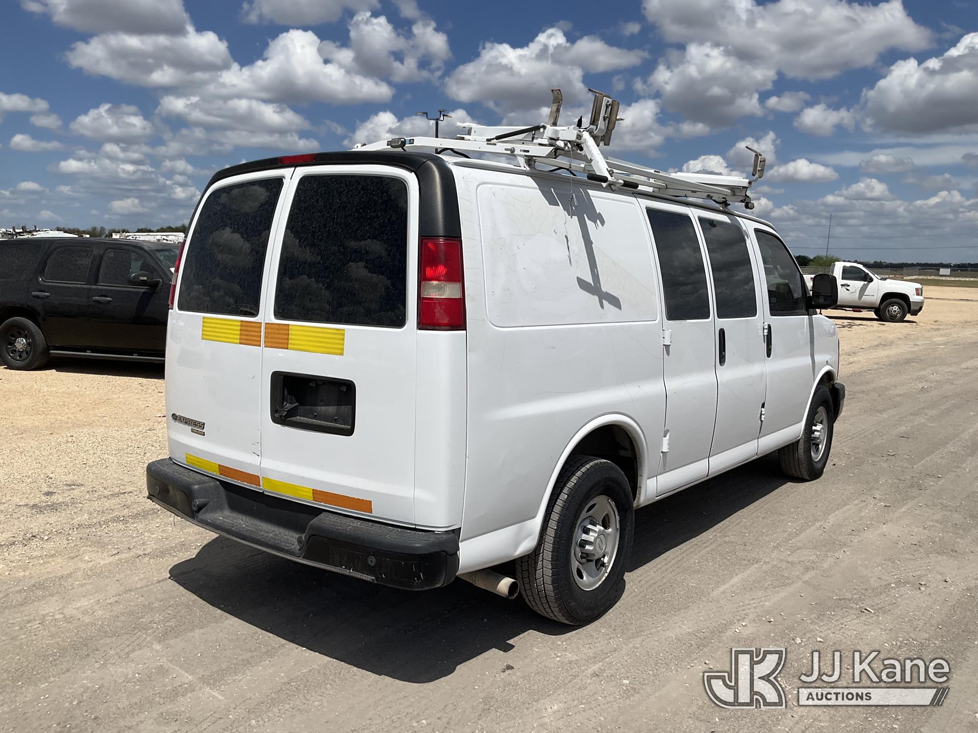 2016 Chevrolet Express G2500