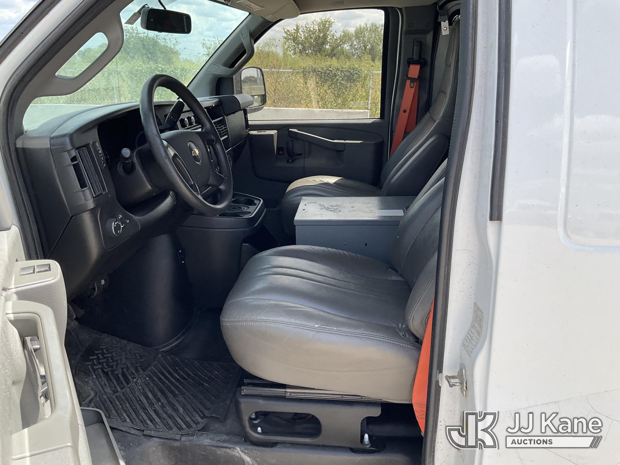 2016 Chevrolet Express G2500