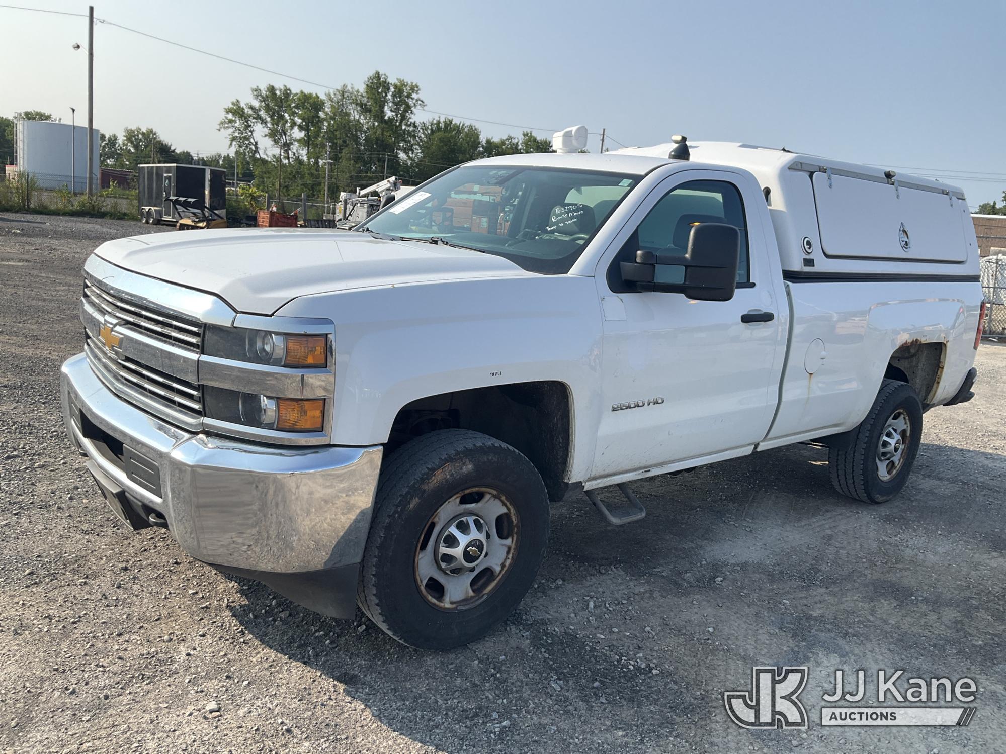Photo of 2015 Chevrolet Silverado 2500HD 4x4