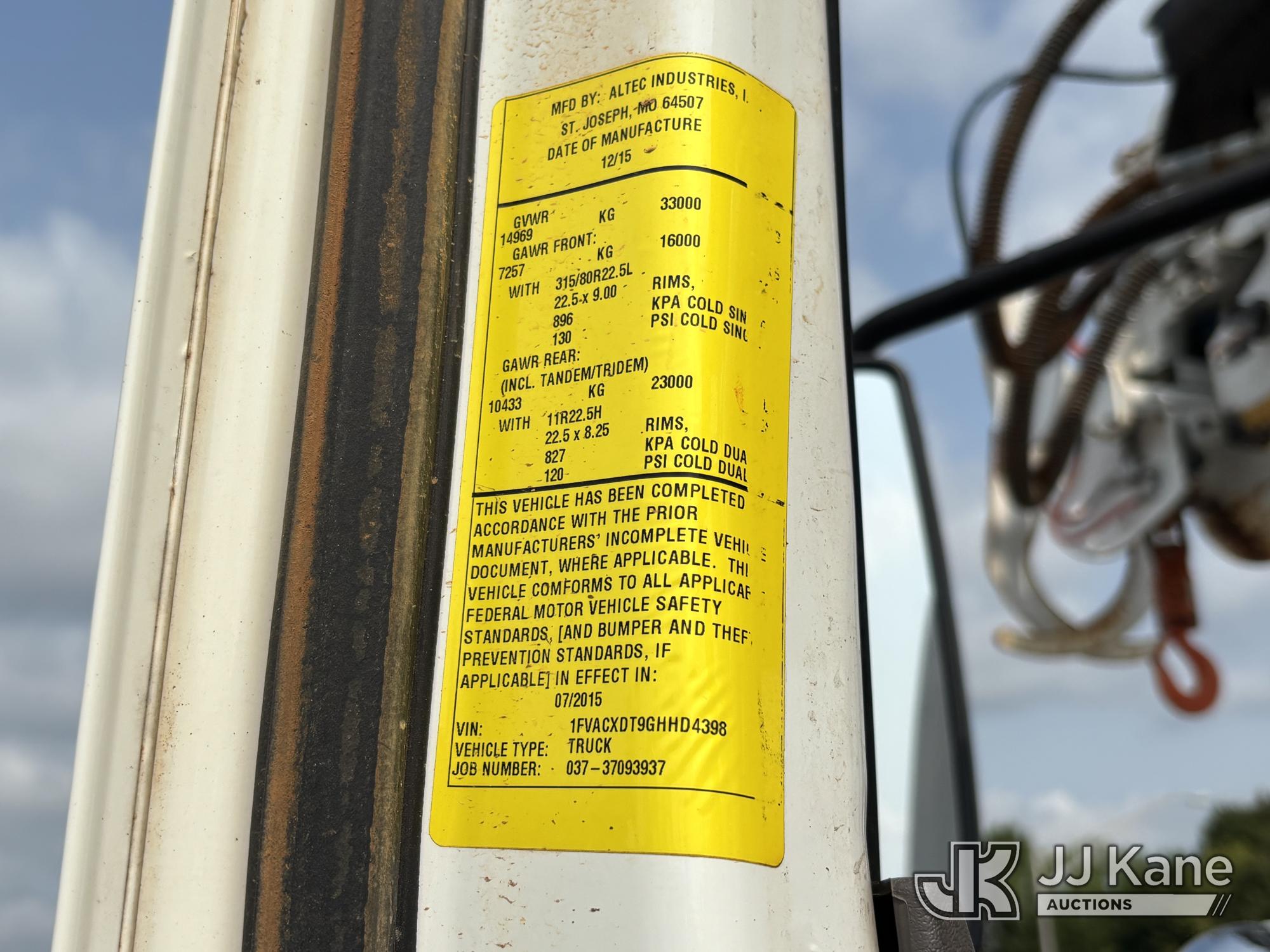 2016 Freightliner M2 106