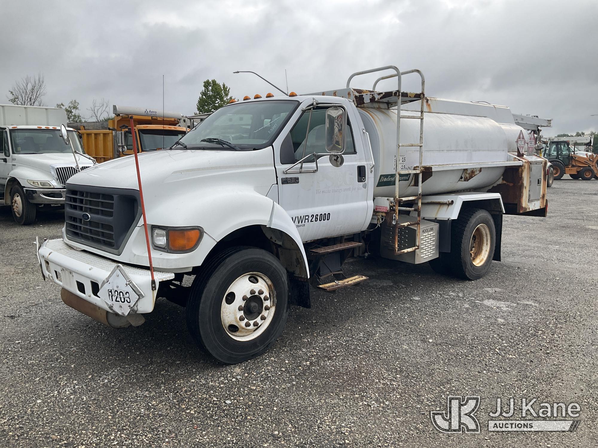 2000 Ford F650