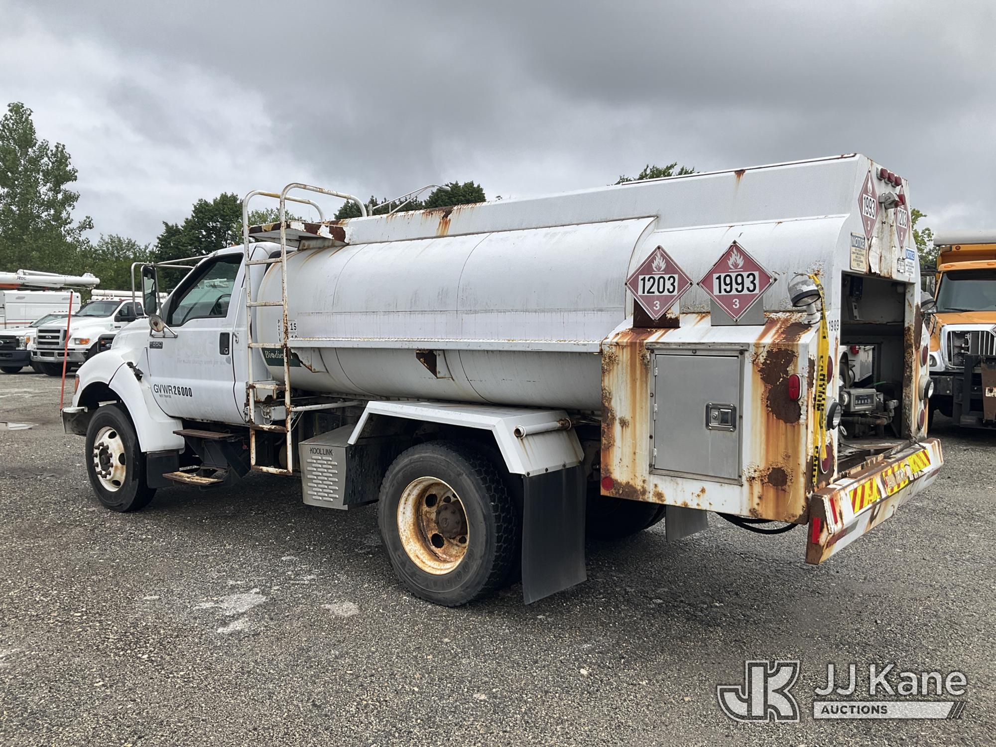2000 Ford F650