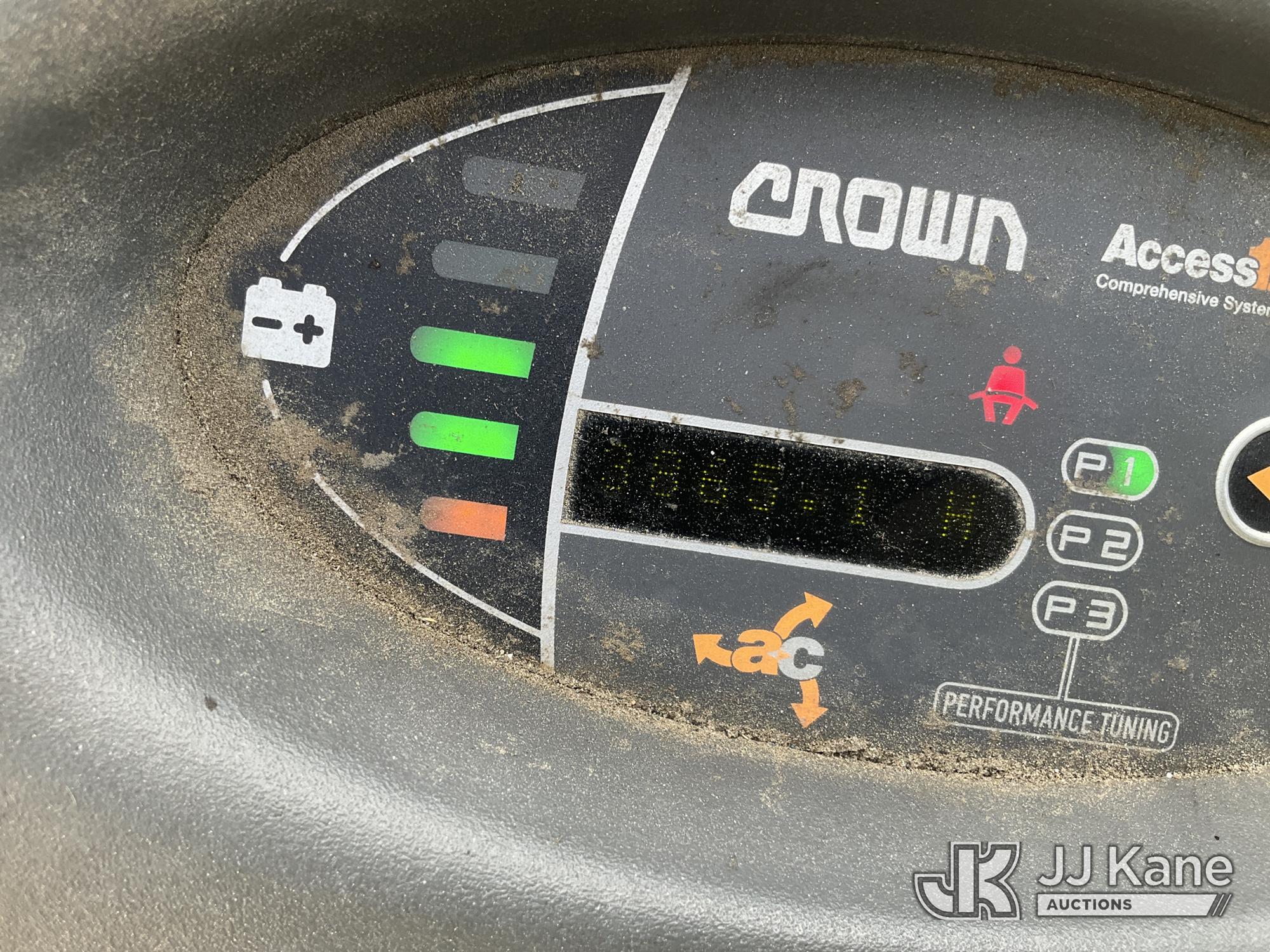 2016 Crown S200