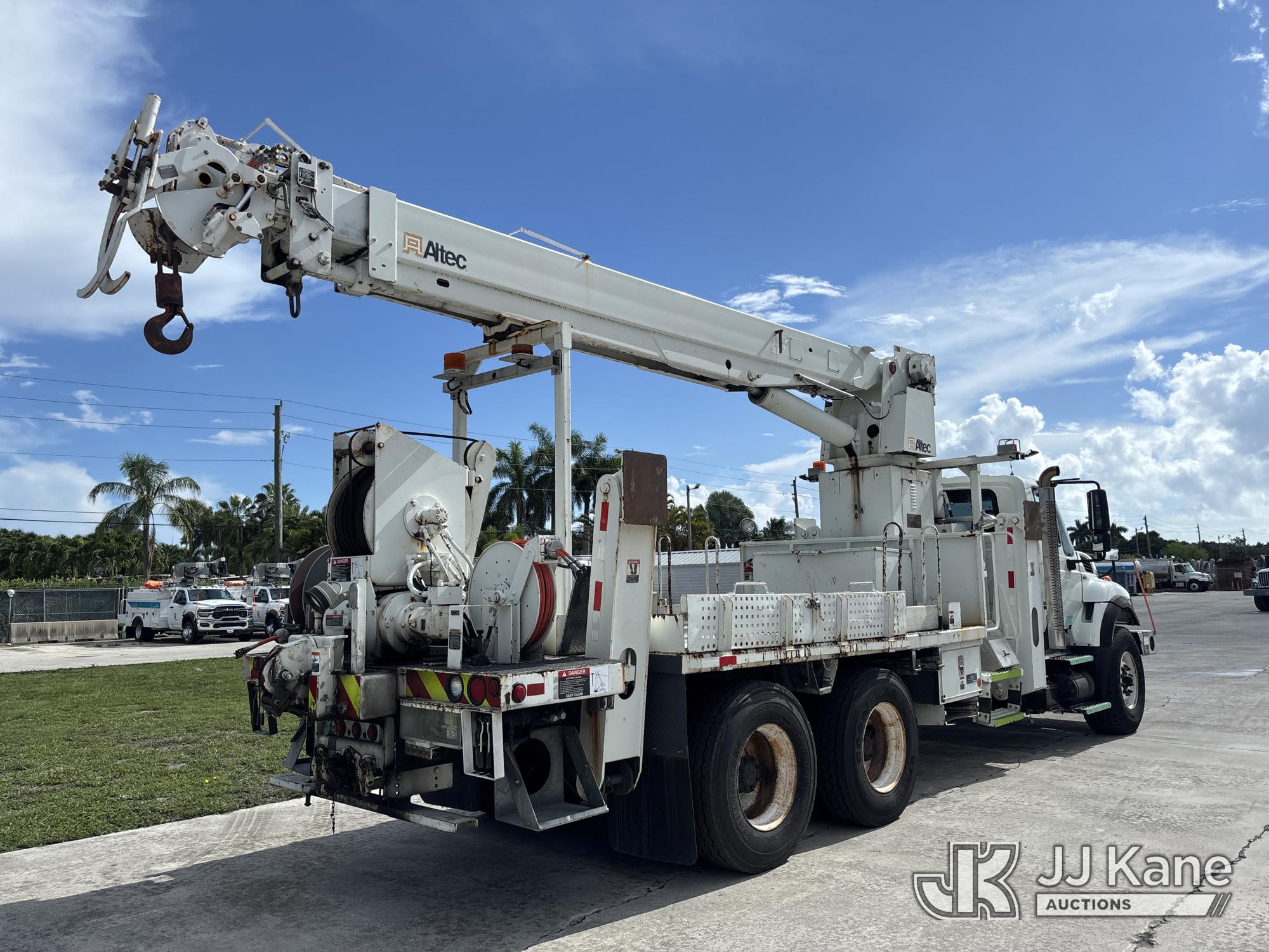 2011 International 7400